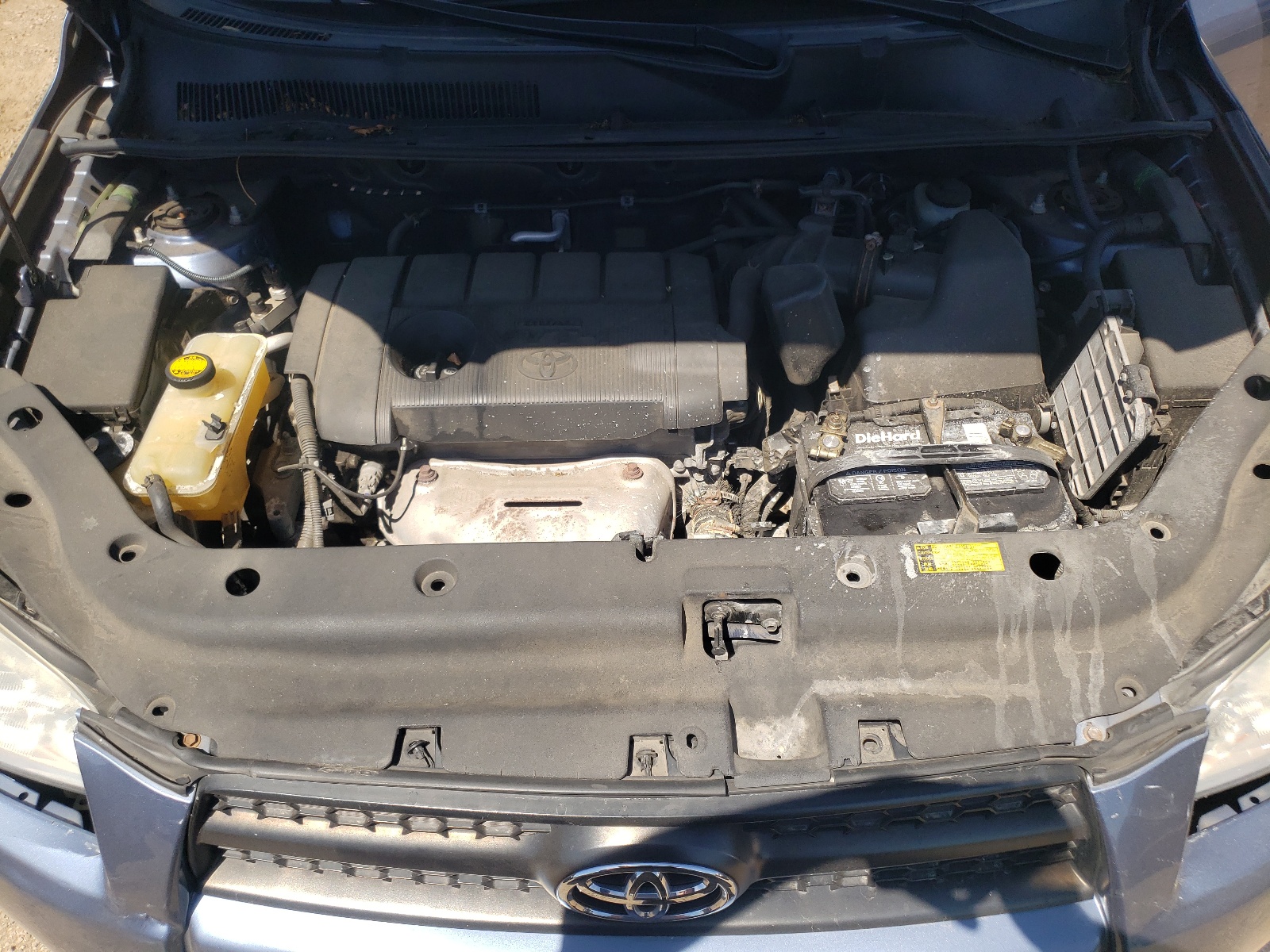 2T3BF4DV6BW107198 2011 Toyota Rav4