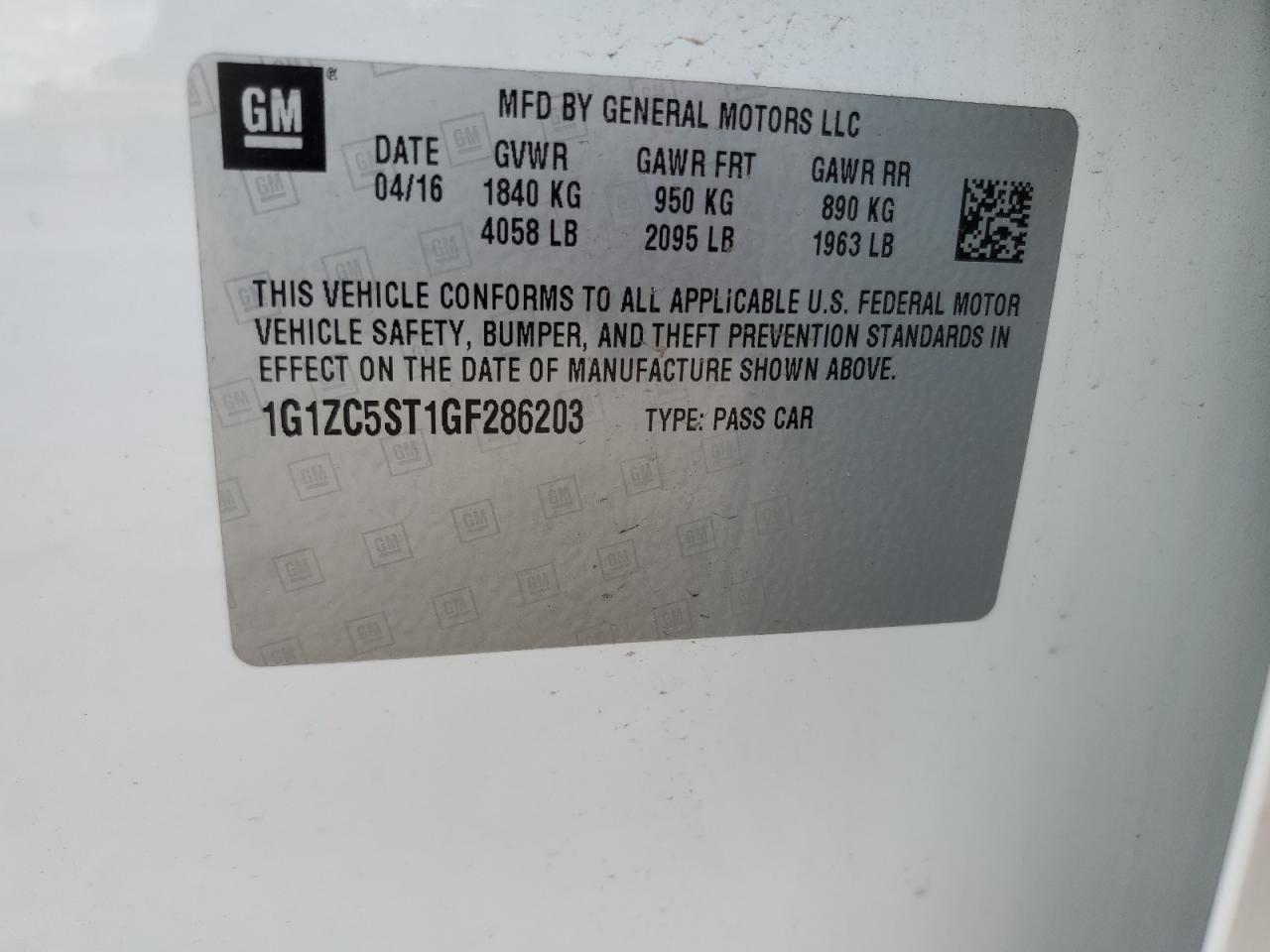 2016 Chevrolet Malibu - Image 12