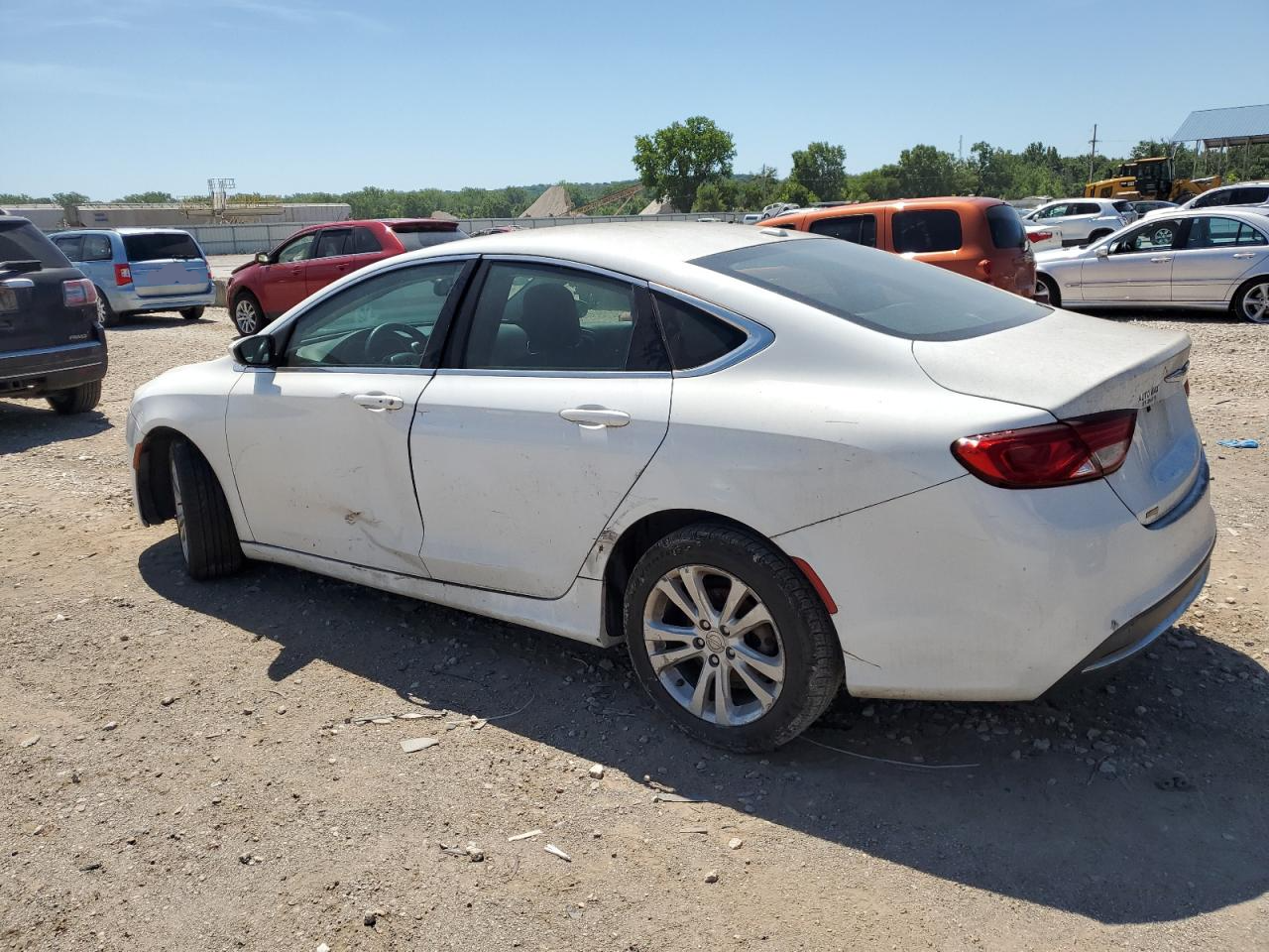 2016 Chrysler 200 Limited vin: 1C3CCCAB7GN164353