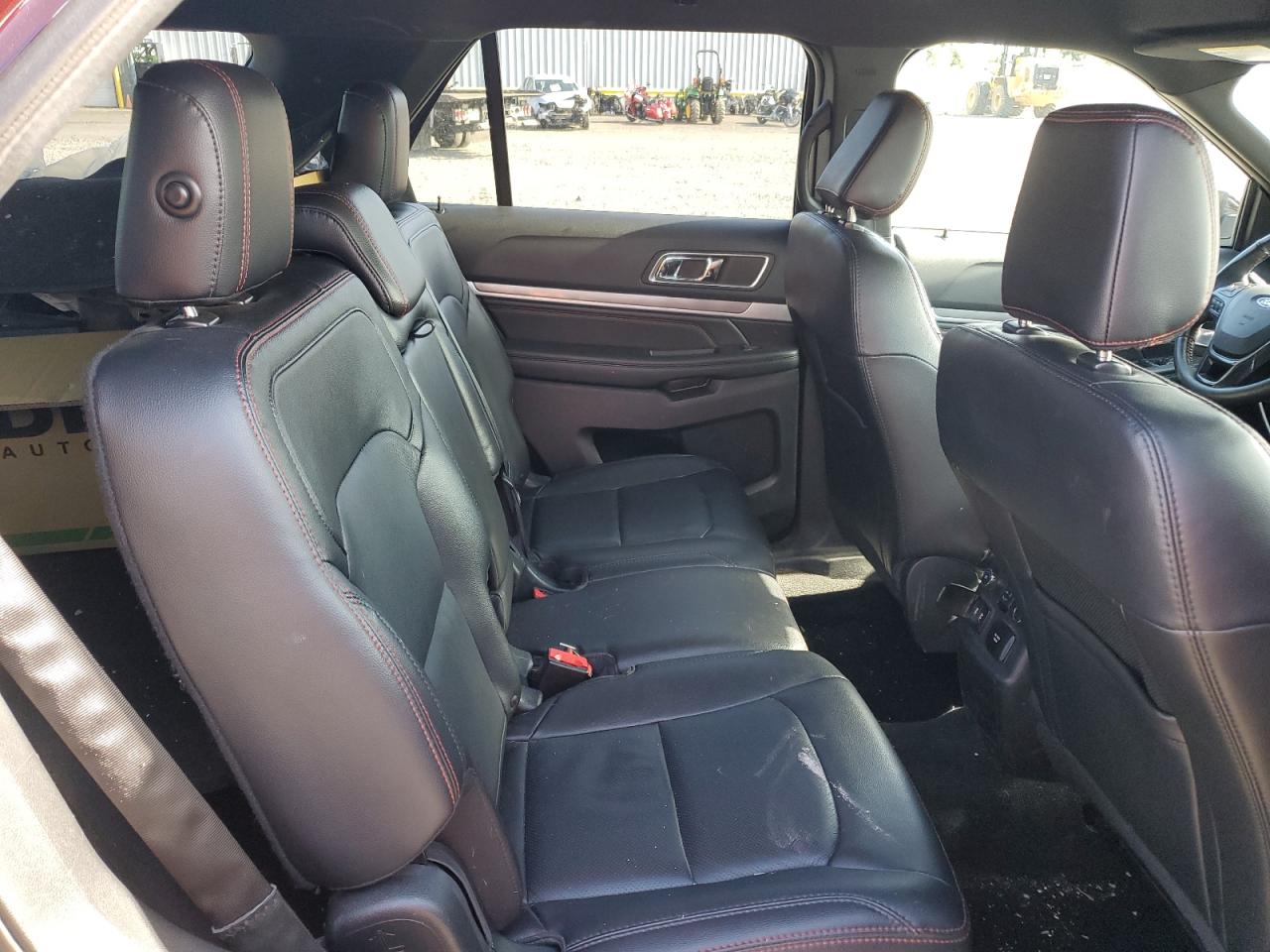 2019 Ford Explorer - Image 11