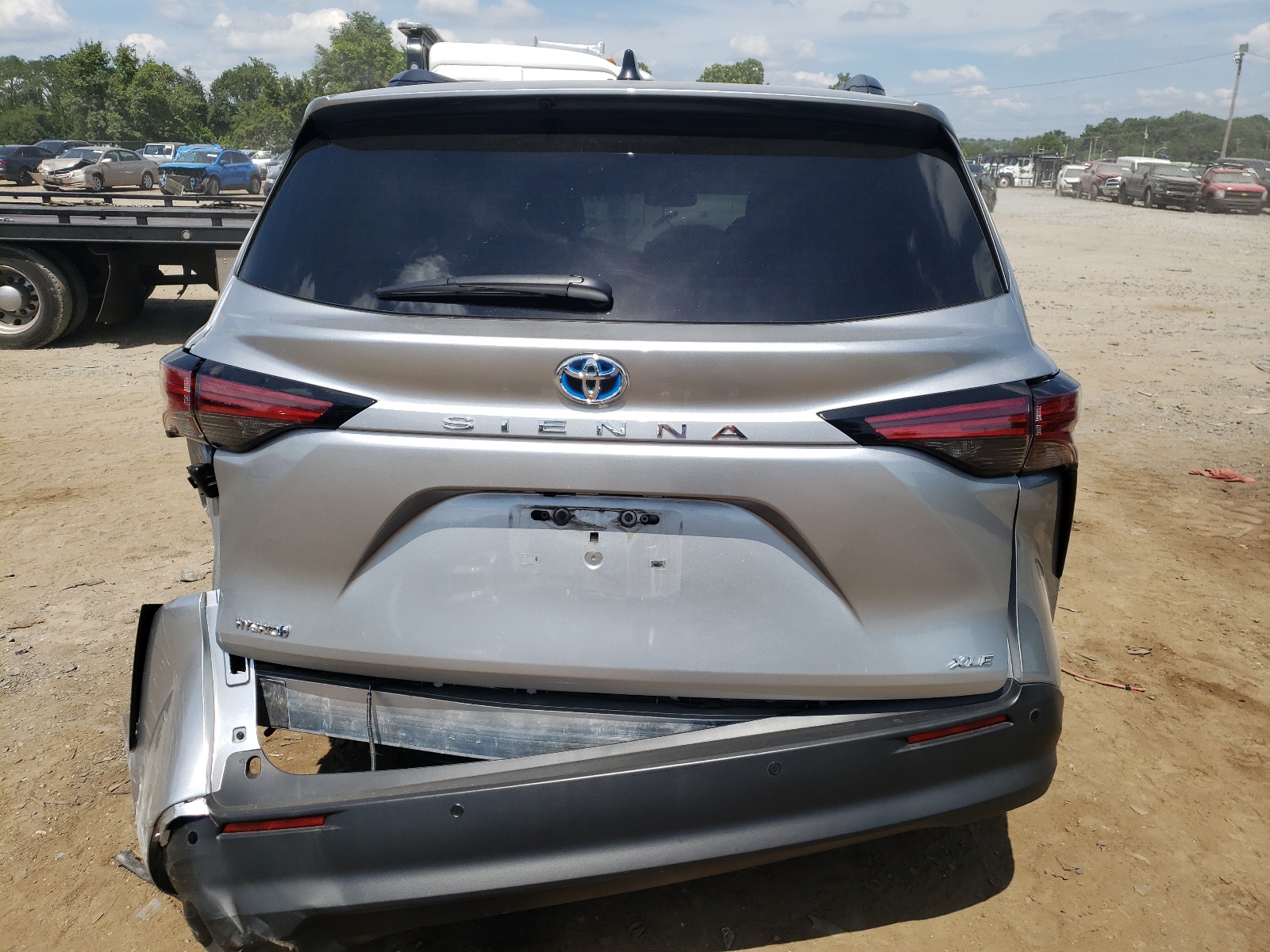 5TDYRKECXNS128919 2022 Toyota Sienna Xle