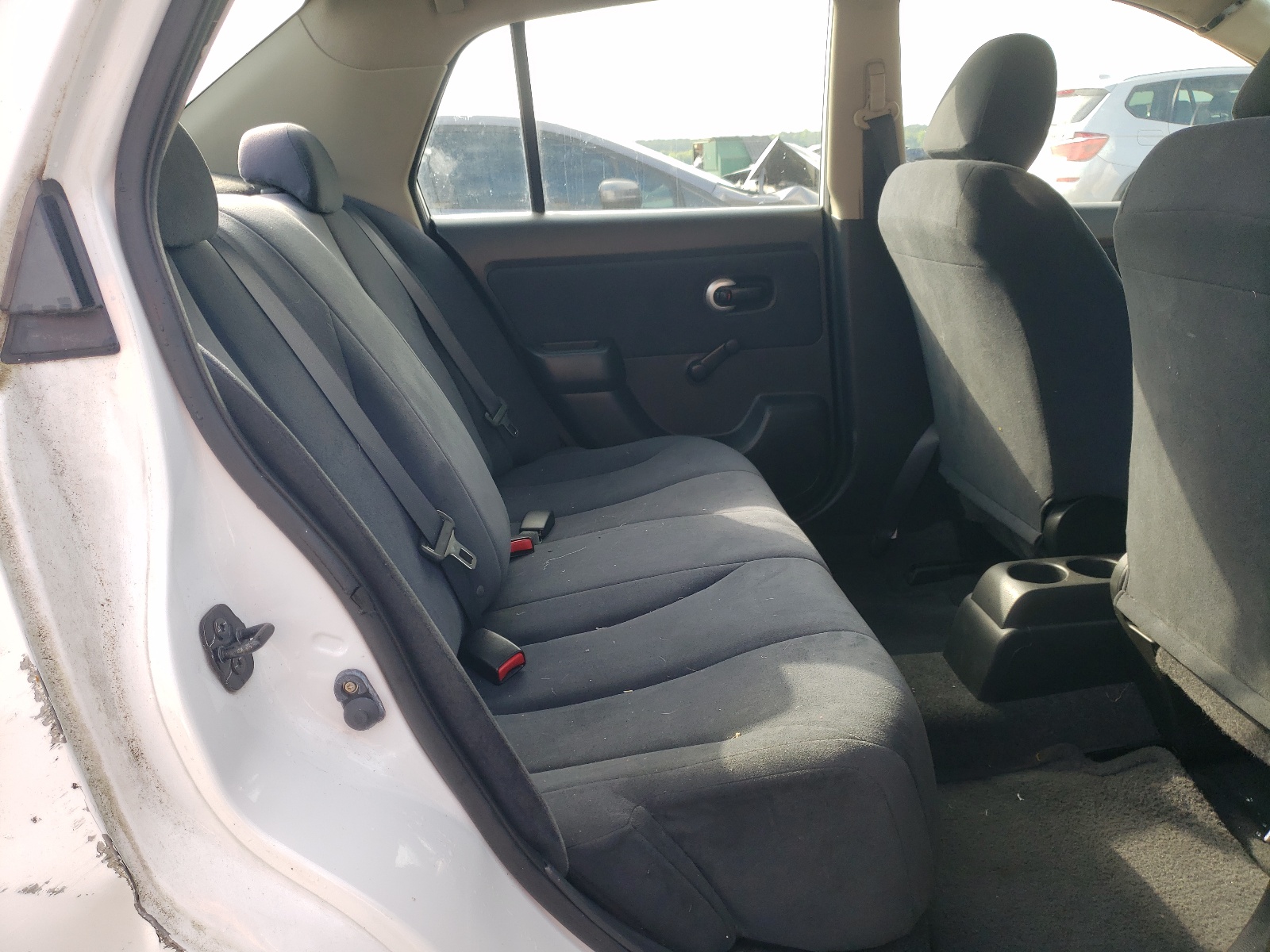 3N1CC1AP6BL392027 2011 Nissan Versa S