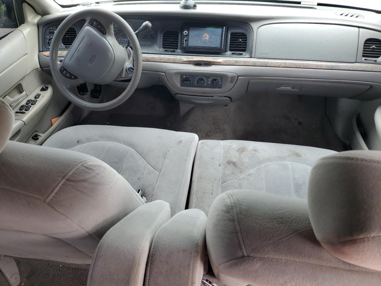 1998 Ford Crown Victoria VIN: 2FAFP73W3XX237078 Lot: 50681765