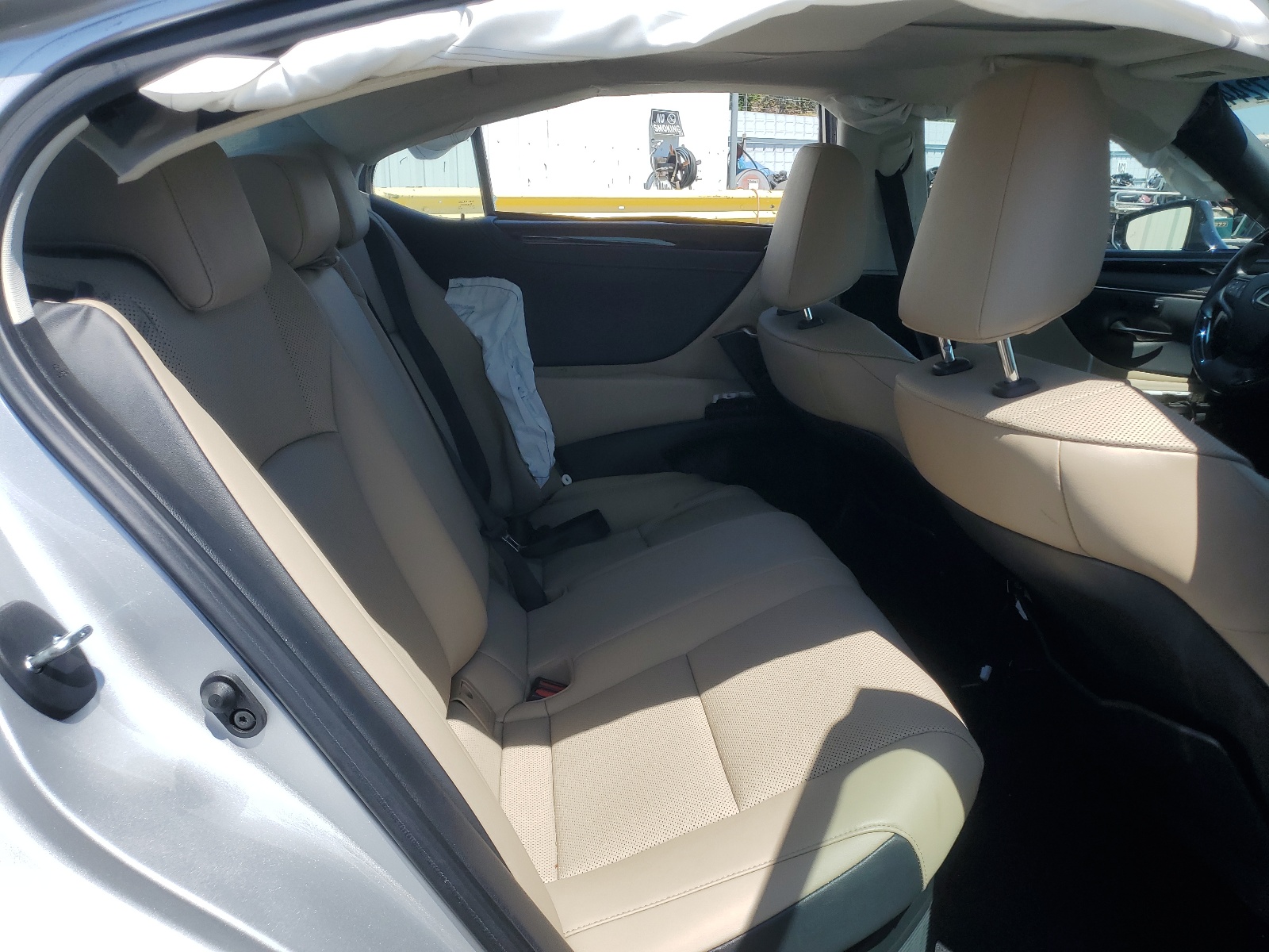 58AD21B17LU006306 2020 Lexus Es 300H