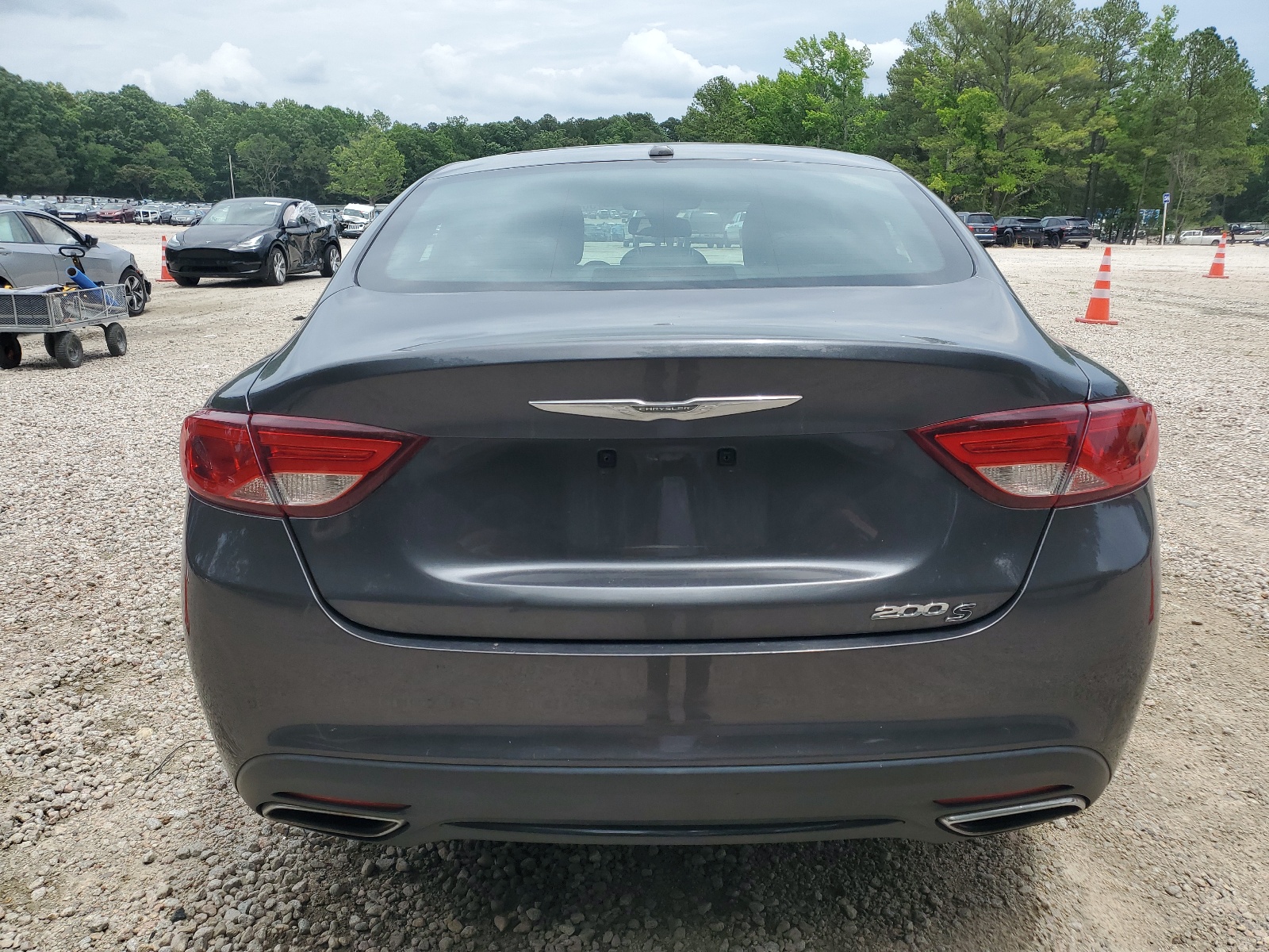 1C3CCCBG2FN662470 2015 Chrysler 200 S