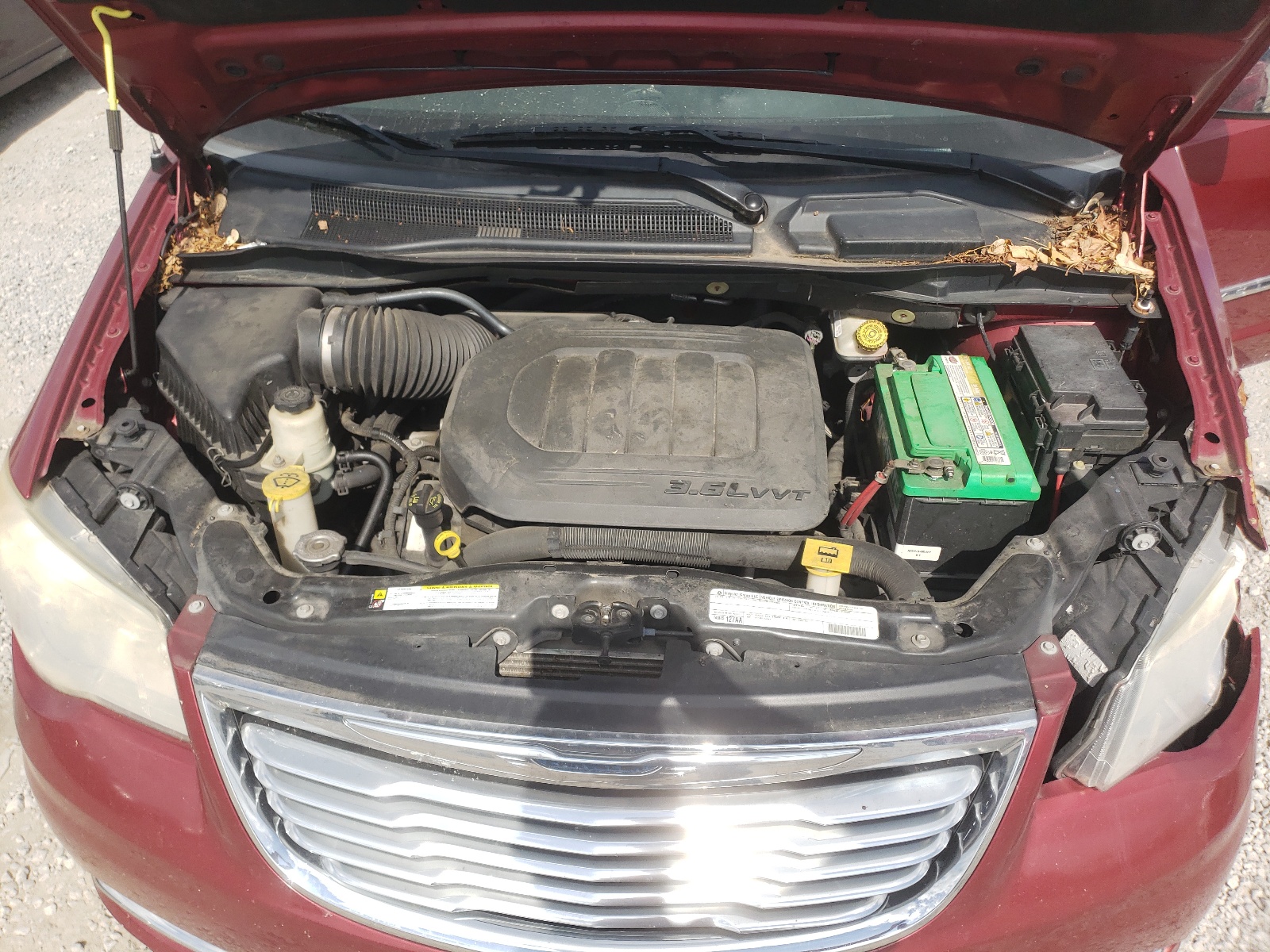 2A4RR8DG6BR604691 2011 Chrysler Town & Country Touring L