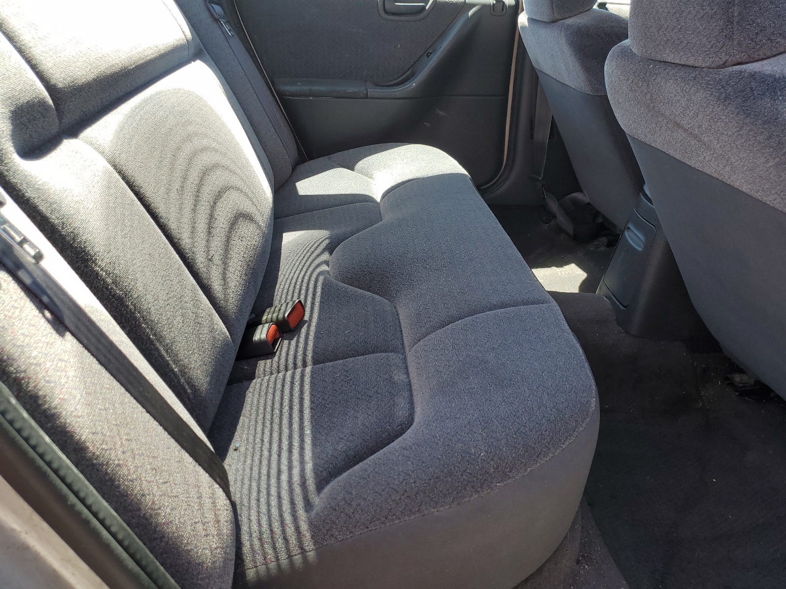 1B3EJ46X1YN199428 2000 Dodge Stratus Se