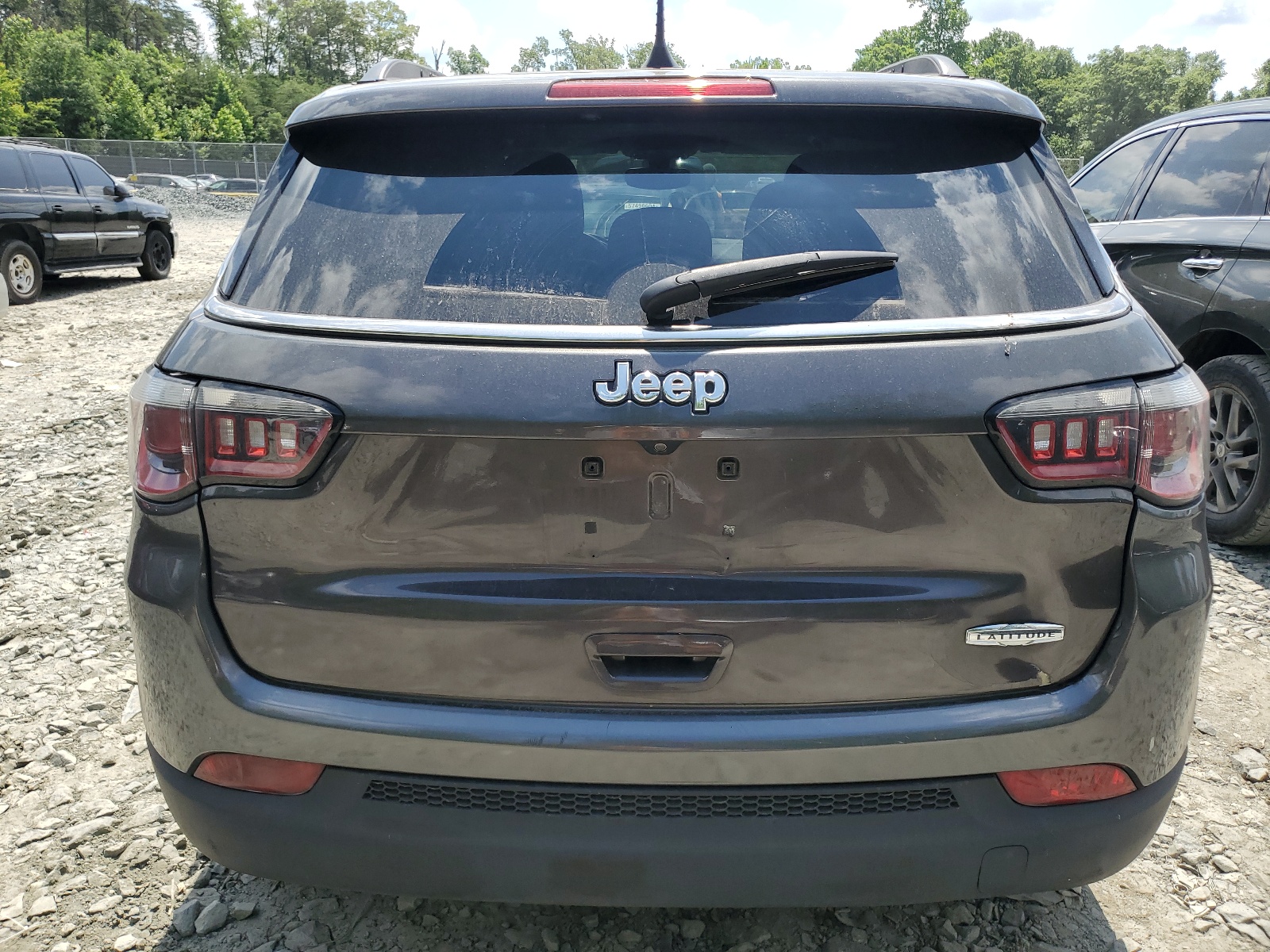 3C4NJCBB6JT194525 2018 Jeep Compass Latitude