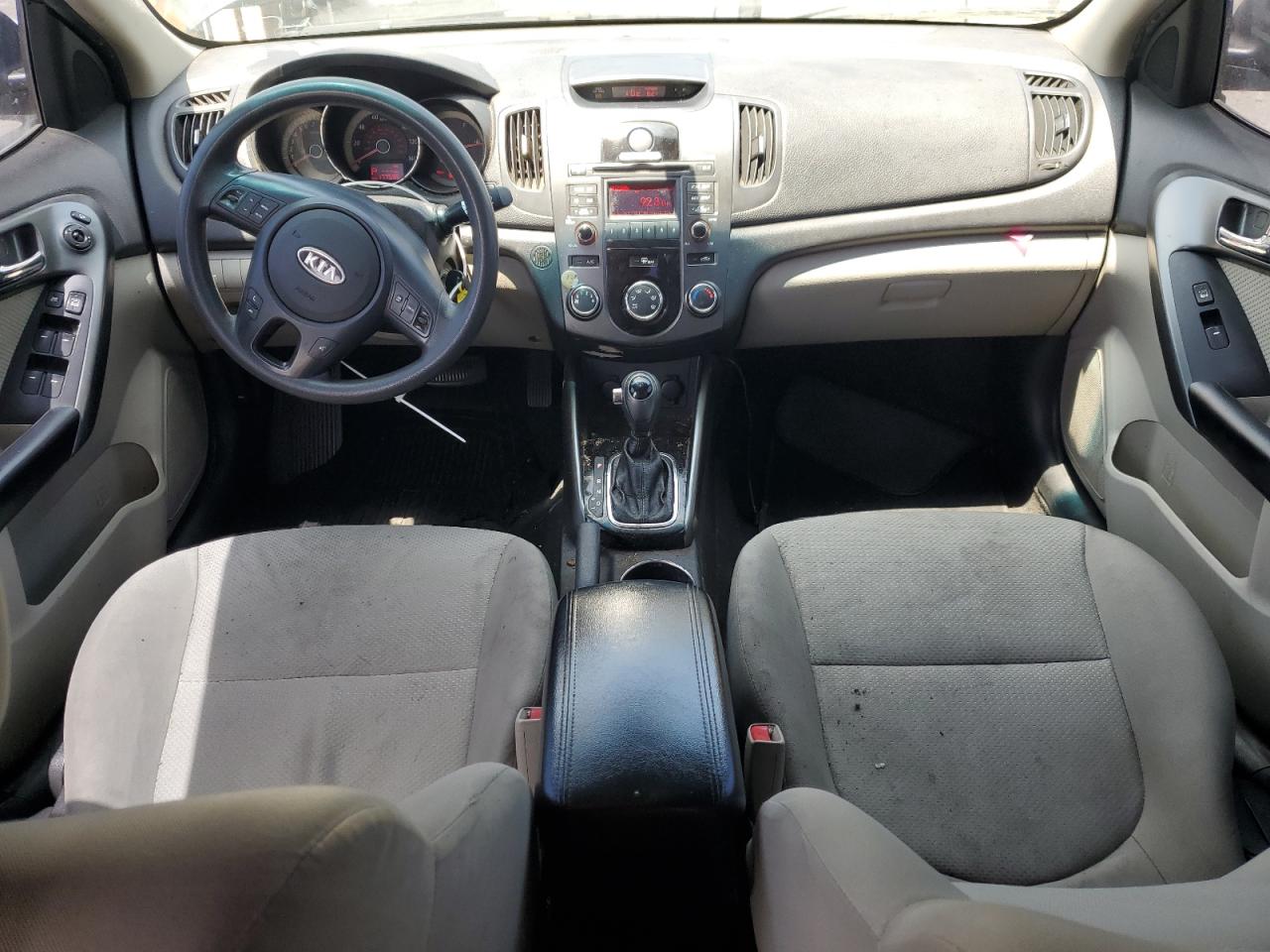 2013 Kia Forte - Image 8