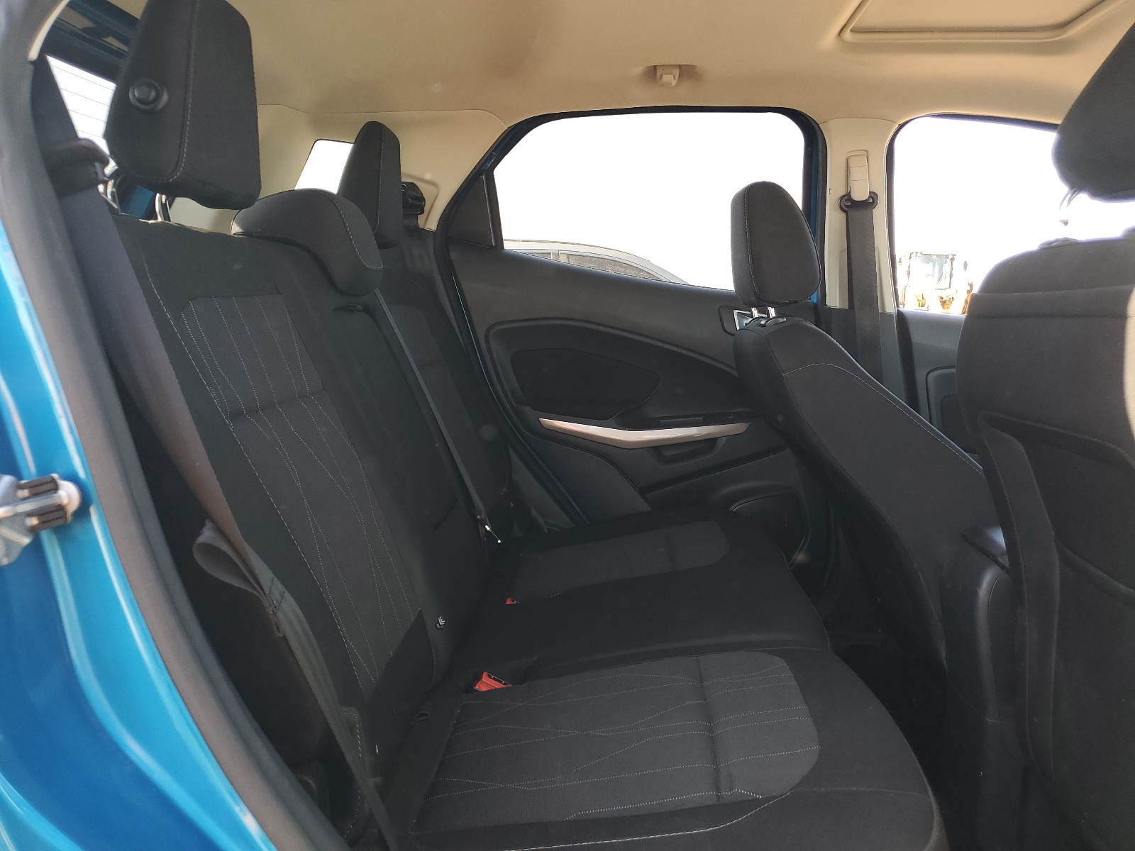 MAJ3P1TE2JC247290 2018 Ford Ecosport Se