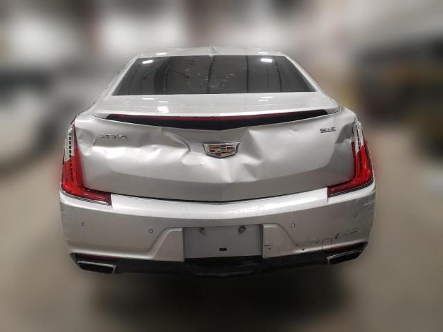  CADILLAC XTS 2018 Серебристый