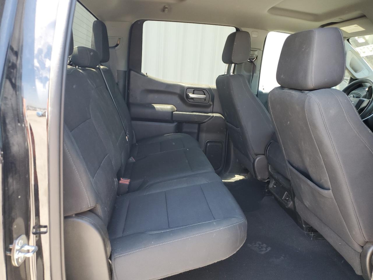 2022 Chevrolet Silverado K1500 Custom VIN: 1GCPDBEK4NZ556744 Lot: 58955474