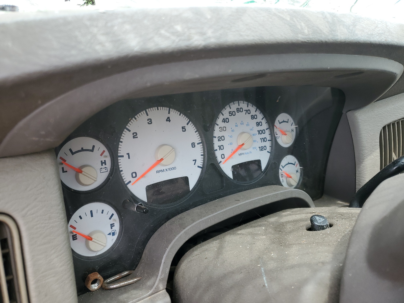 1D7HA18D84S747567 2004 Dodge Ram 1500 St