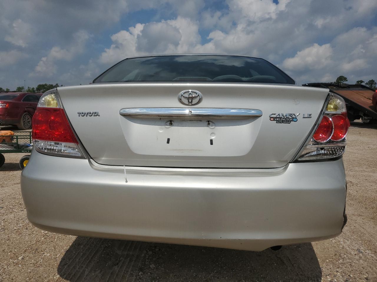 2005 Toyota Camry Le VIN: 4T1BE32K85U035178 Lot: 58671144