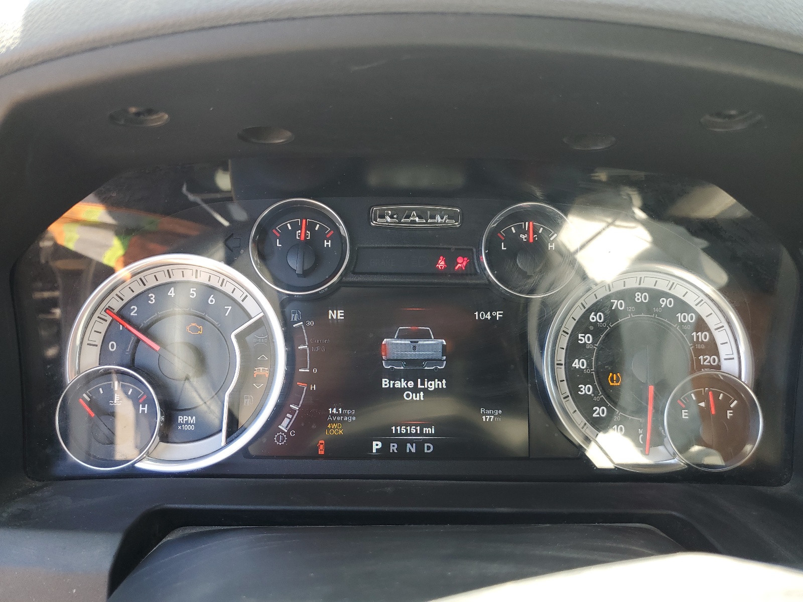 1C6RR7TT3ES393703 2014 Ram 1500 Slt