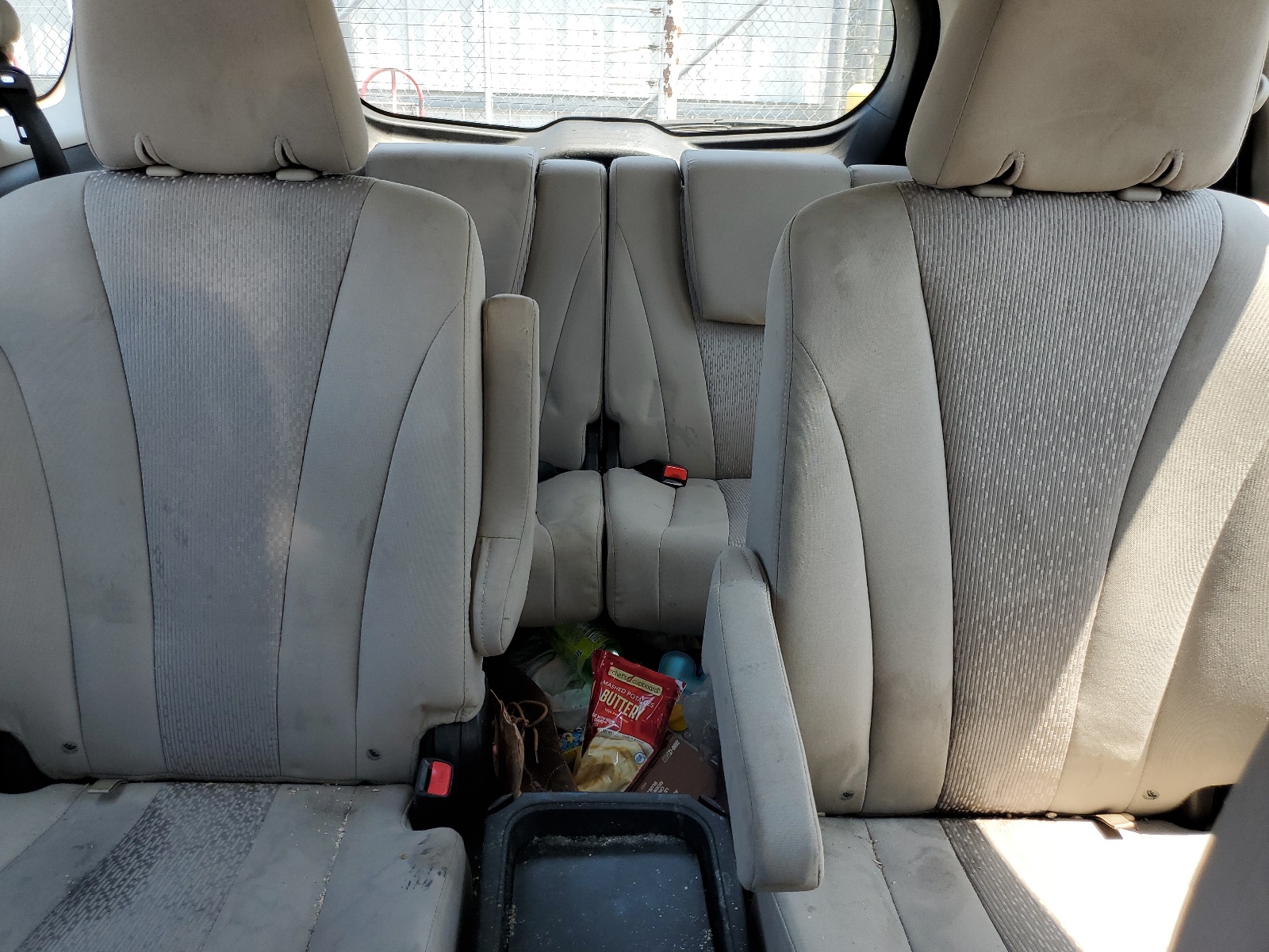 JM1CW2BL5C0128429 2012 Mazda 5