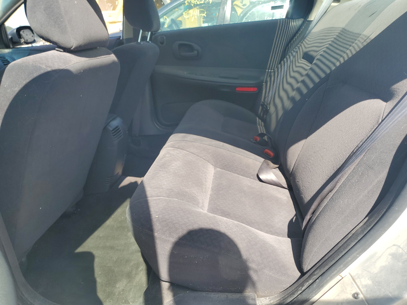 2B3HD46R7YH445977 2000 Dodge Intrepid