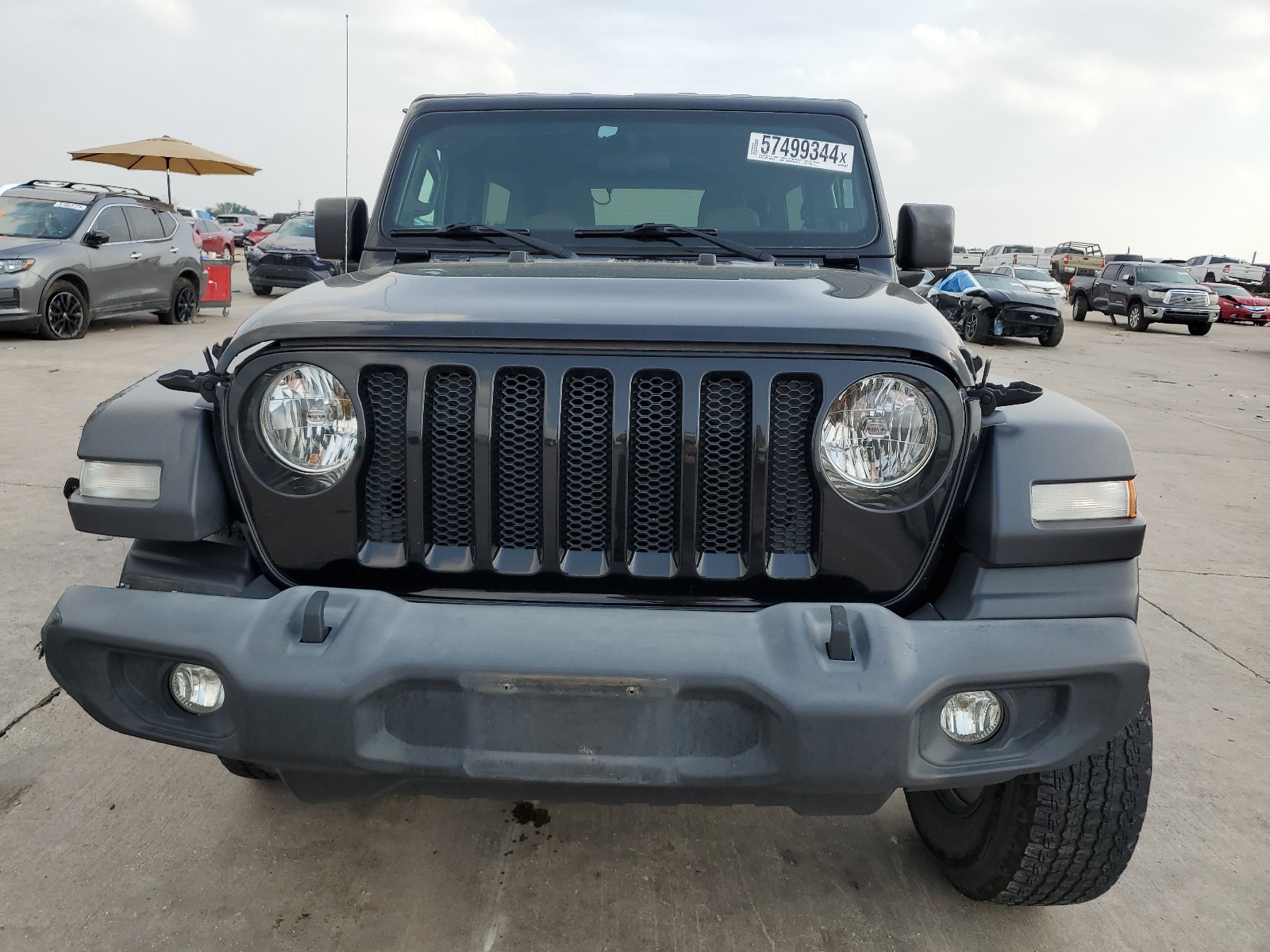 1C4HJXDGXJW110309 2018 Jeep Wrangler Unlimited Sport