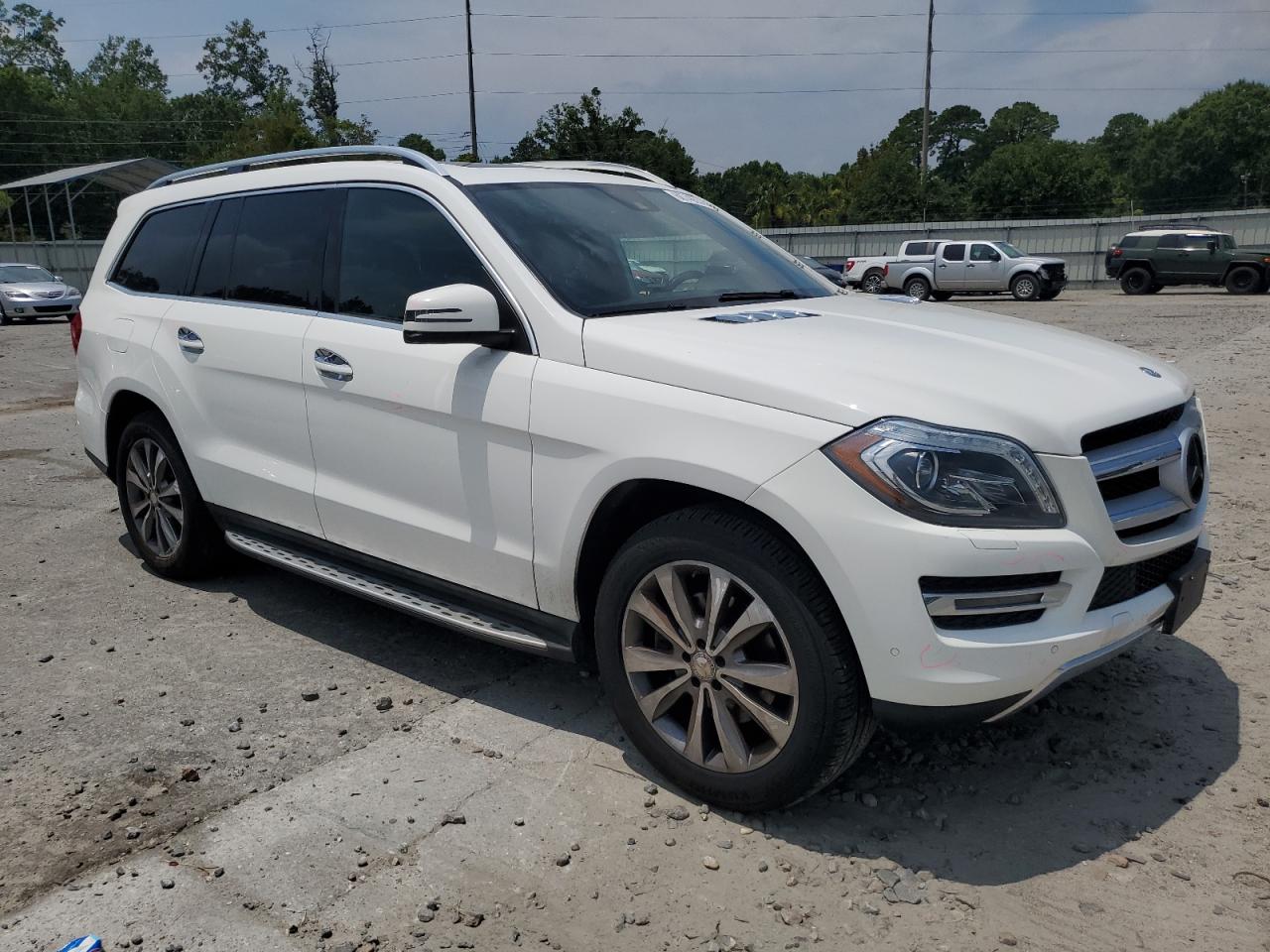 VIN 4JGDF6EE8GA649066 2016 MERCEDES-BENZ GL-CLASS no.4