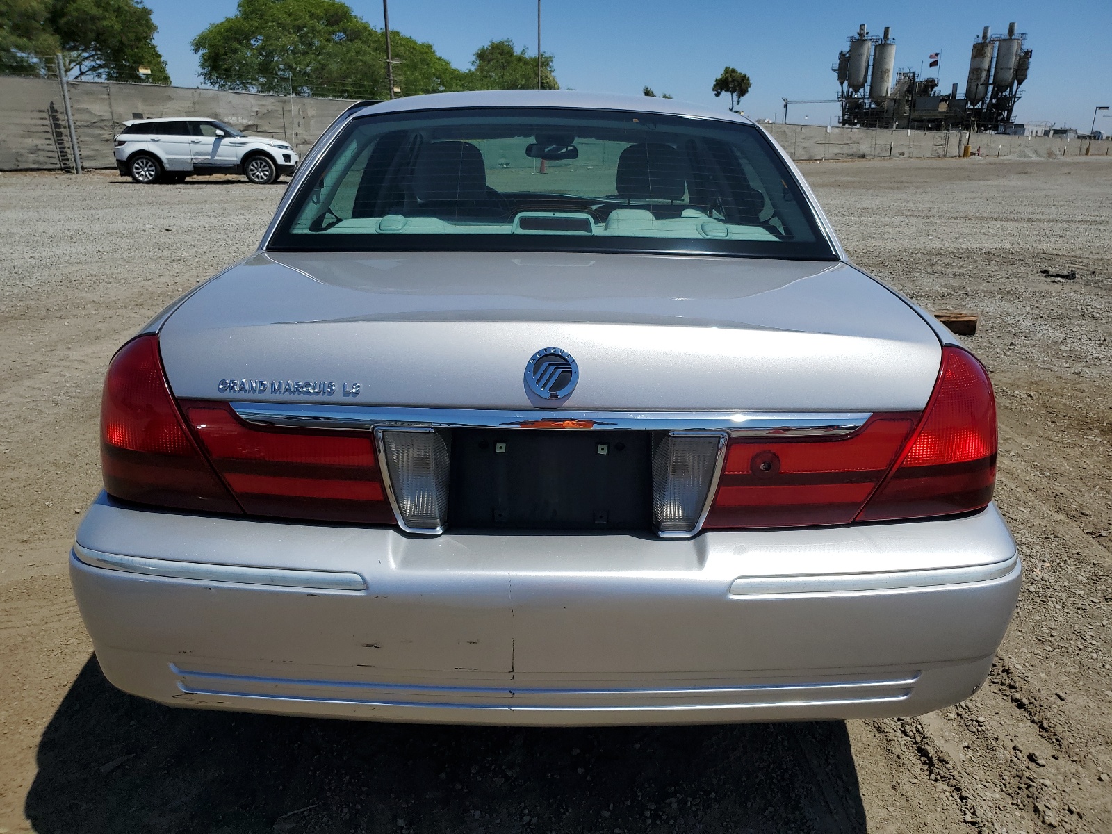 2MEHM75W24X687372 2004 Mercury Grand Marquis Ls