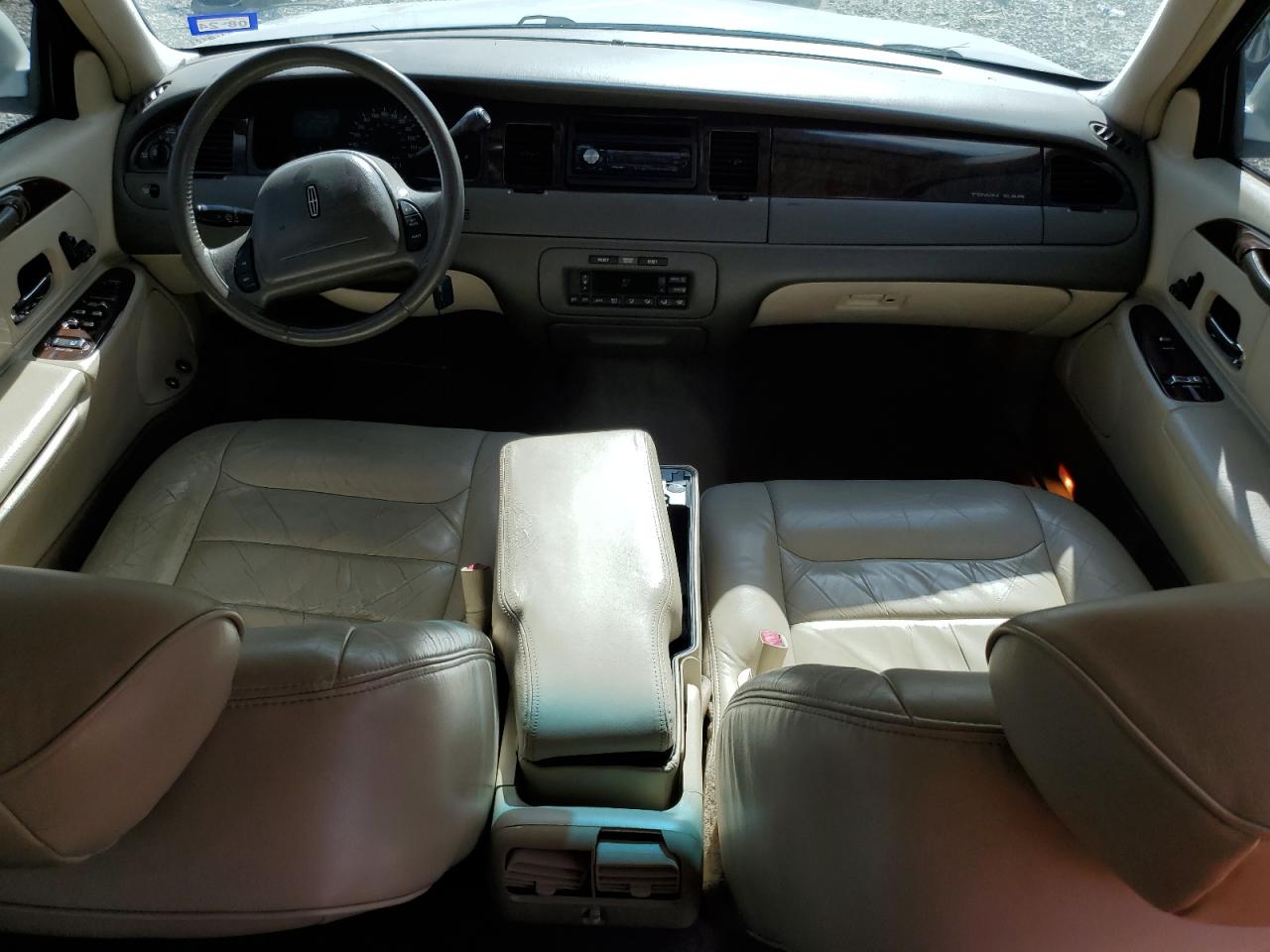 1999 Lincoln Town Car Executive VIN: 1LNHM81W3XY720036 Lot: 60497684