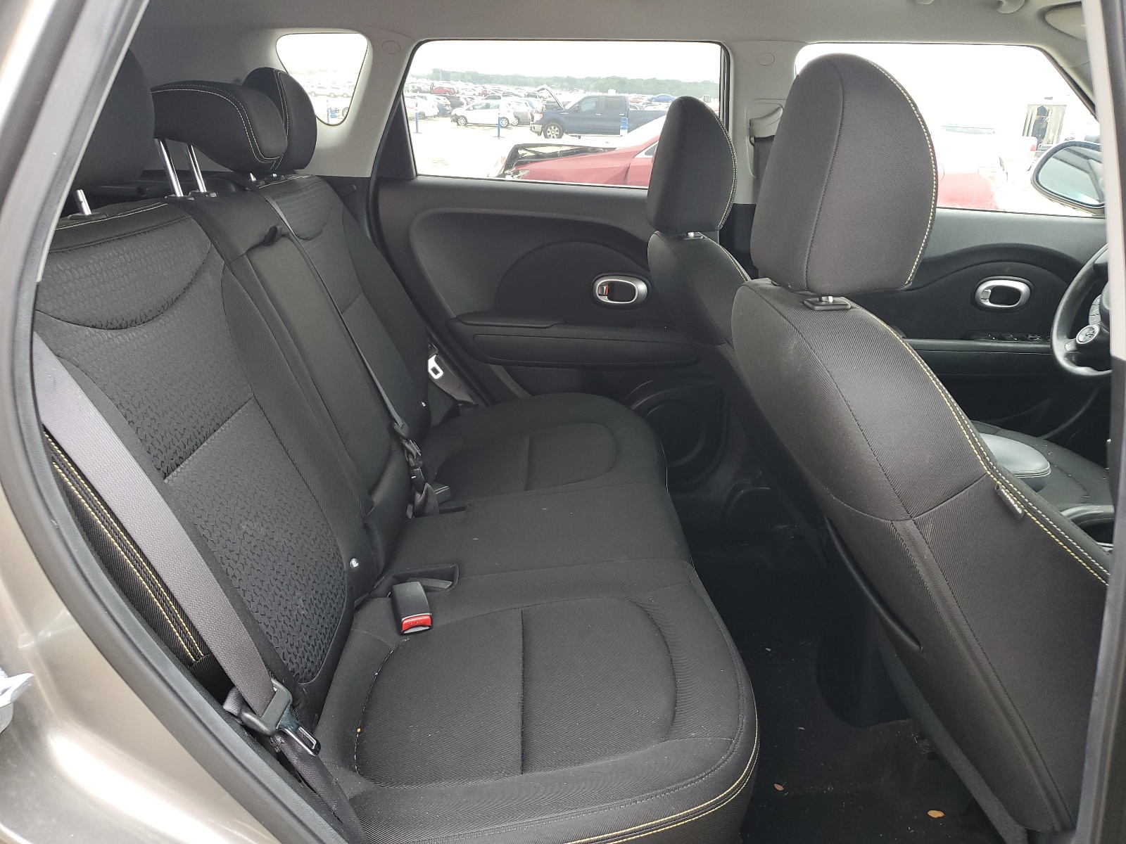 KNDJP3A59G7260037 2016 Kia Soul +