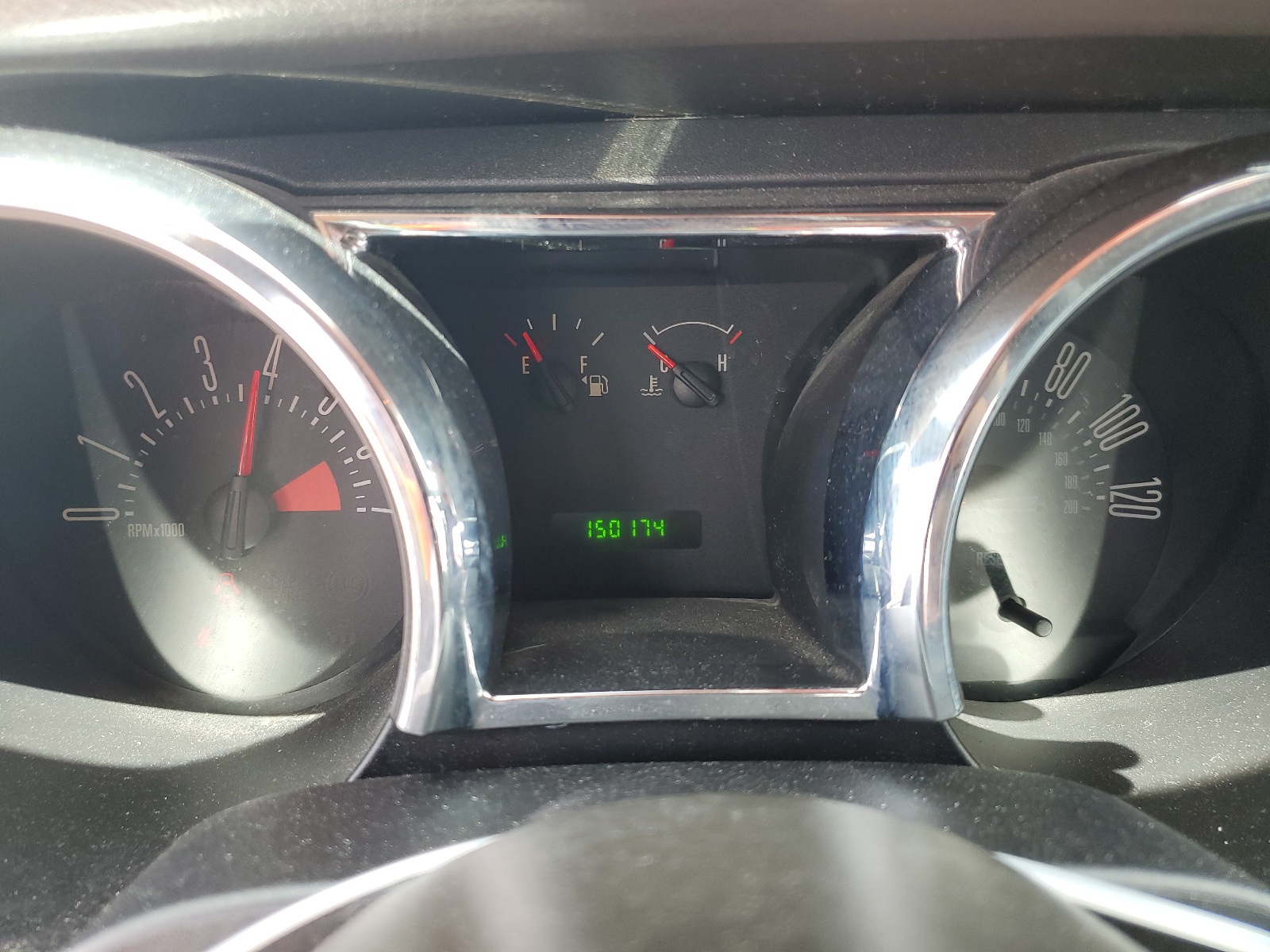 1ZVHT80NX85203705 2008 Ford Mustang