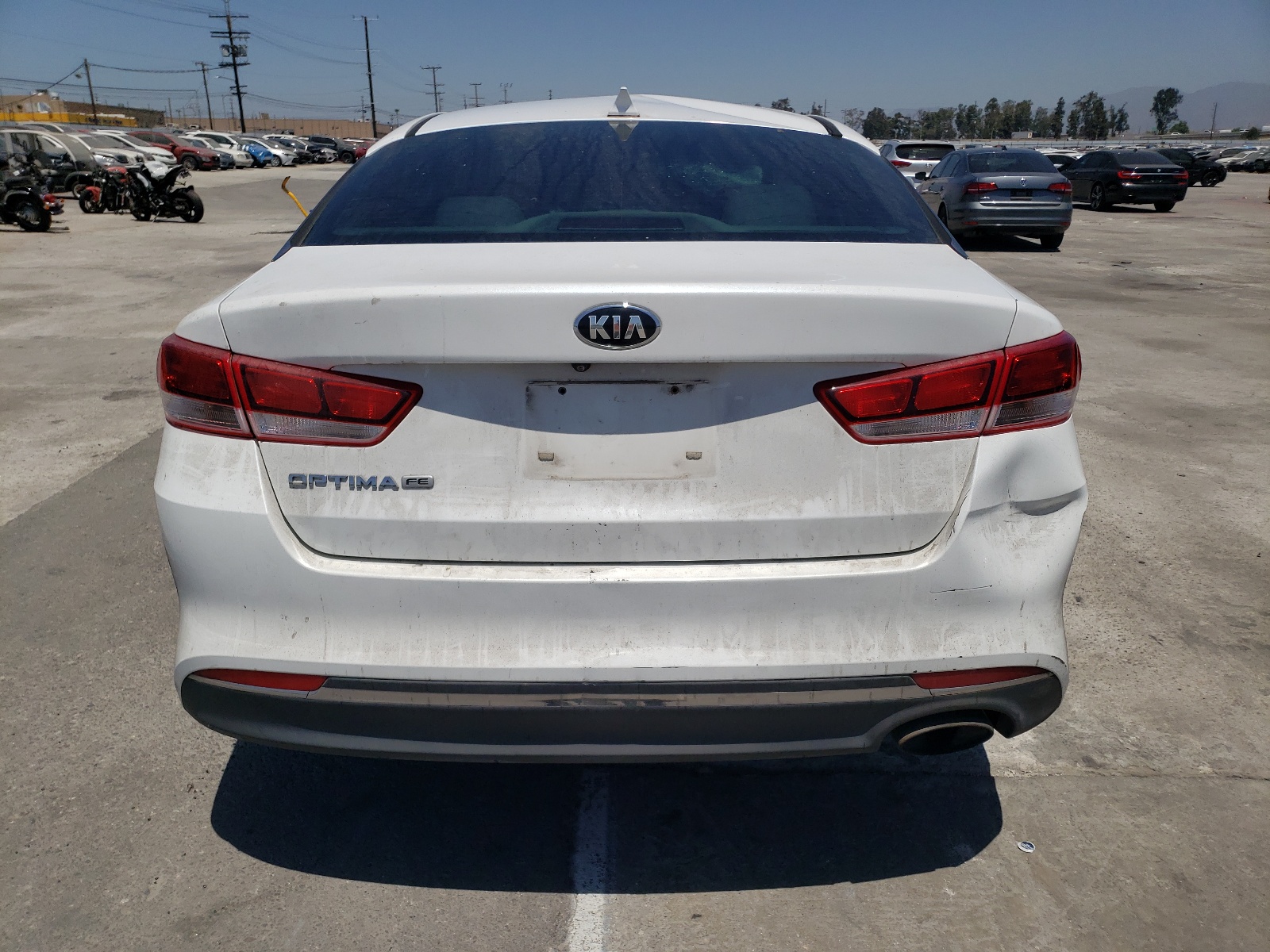 5XXGT4L32HG129032 2017 Kia Optima Lx