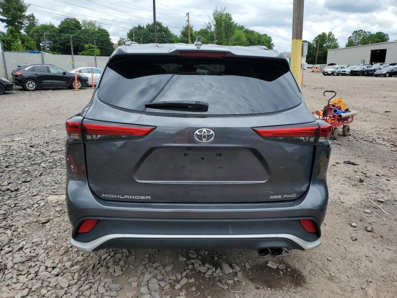 2022 Toyota Highlander Xse VIN: 5TDLZRBH3NS249231 Lot: 58617644