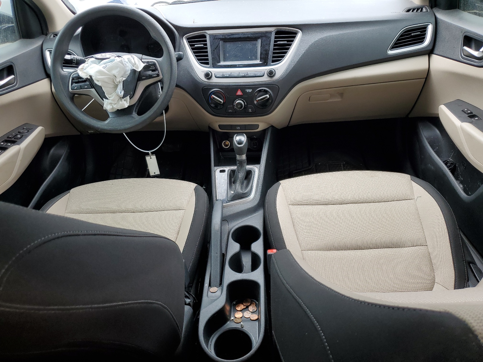 3KPC24A30KE079672 2019 Hyundai Accent Se