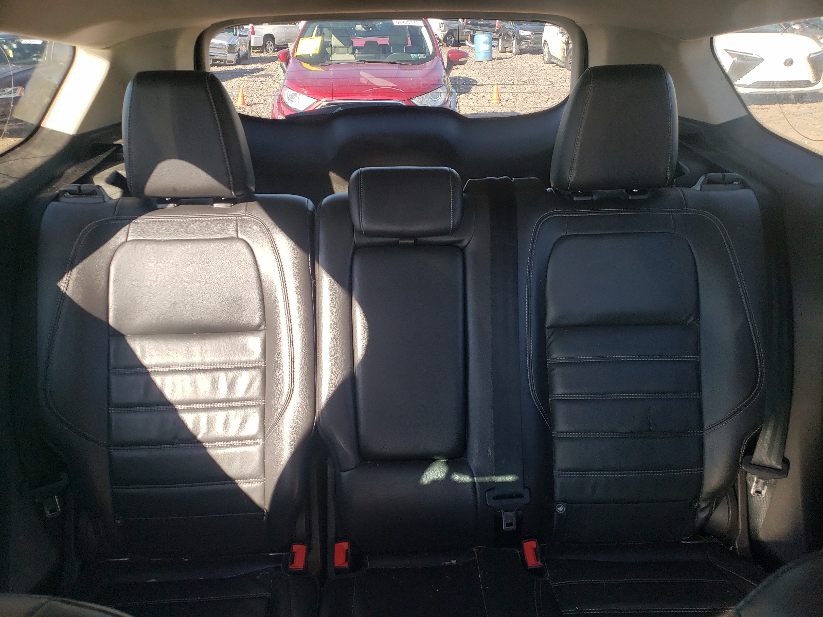 1FMCU9J9XHUA86887 2017 Ford Escape Titanium