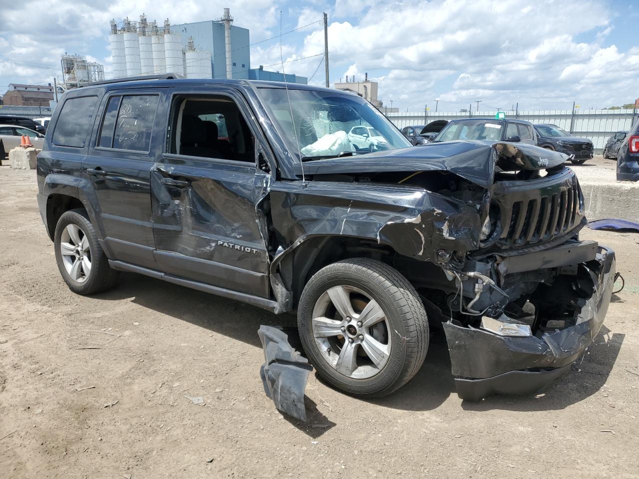 1C4NJRFB9HD174735 2017 Jeep Patriot Latitude