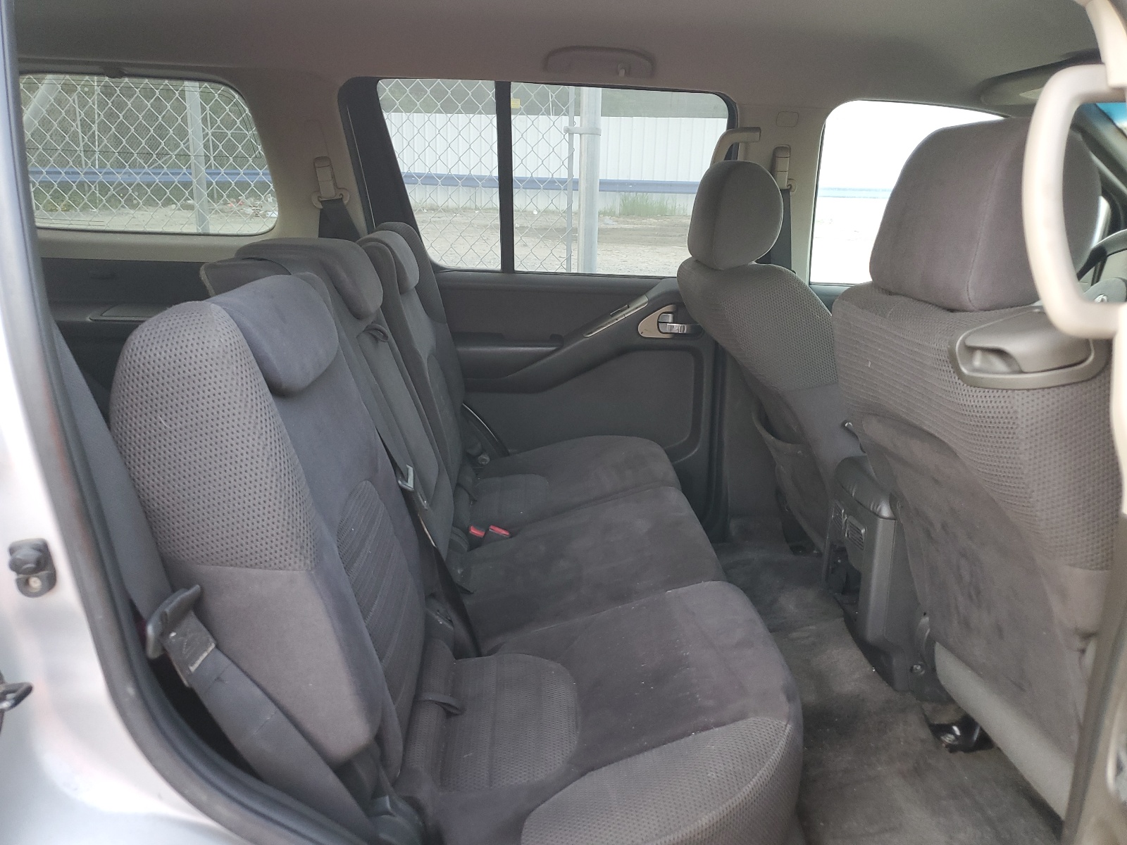 5N1AR18U85C772903 2005 Nissan Pathfinder Le