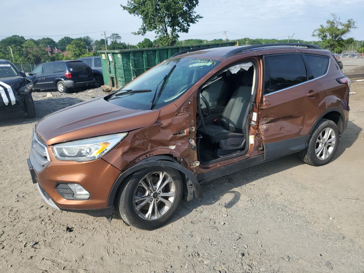 1FMCU9G96HUC89251 2017 FORD ESCAPE - Image 1