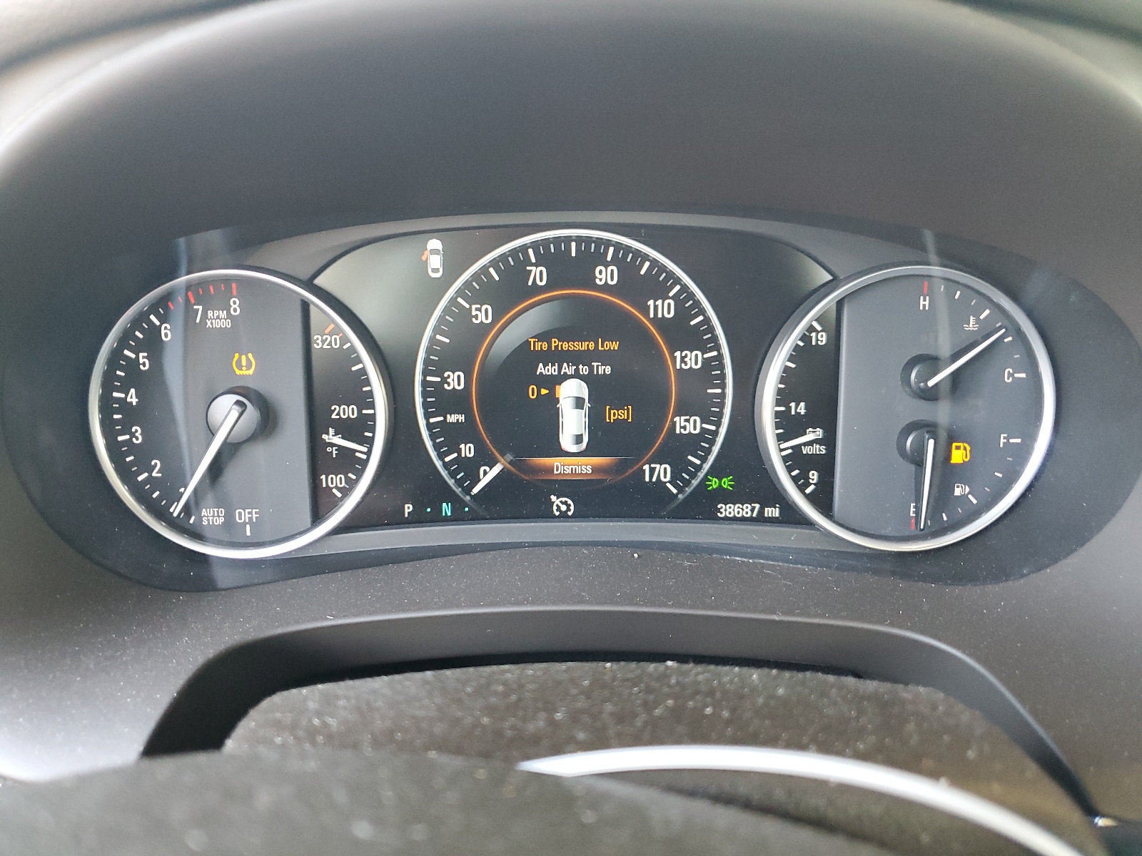 1G4ZP5SS8HU168600 2017 Buick Lacrosse Essence