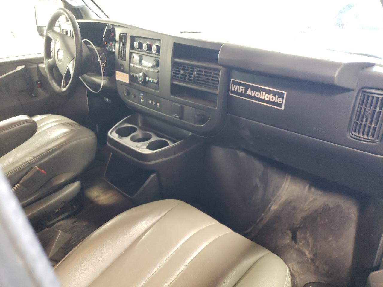 2018 Chevrolet Express G2500 VIN: 1GCWGBFP4J1319967 Lot: 57717104