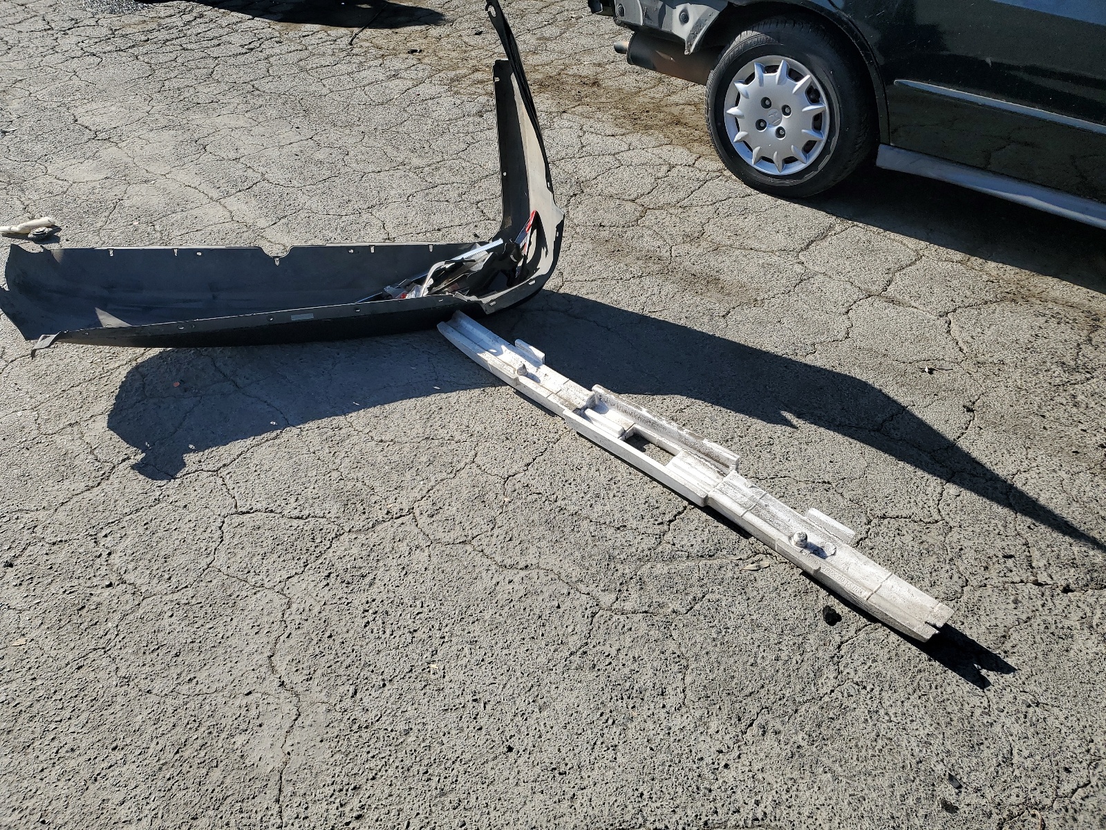 1HGCG66551A047052 2001 Honda Accord Lx