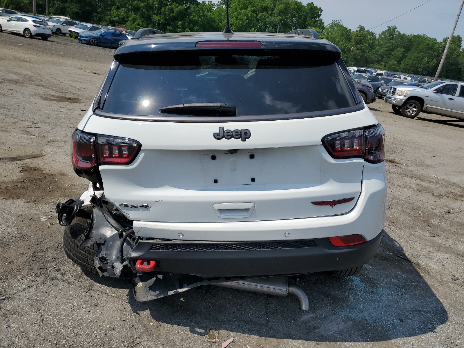 3C4NJDDB3NT159823 2022 Jeep Compass Trailhawk