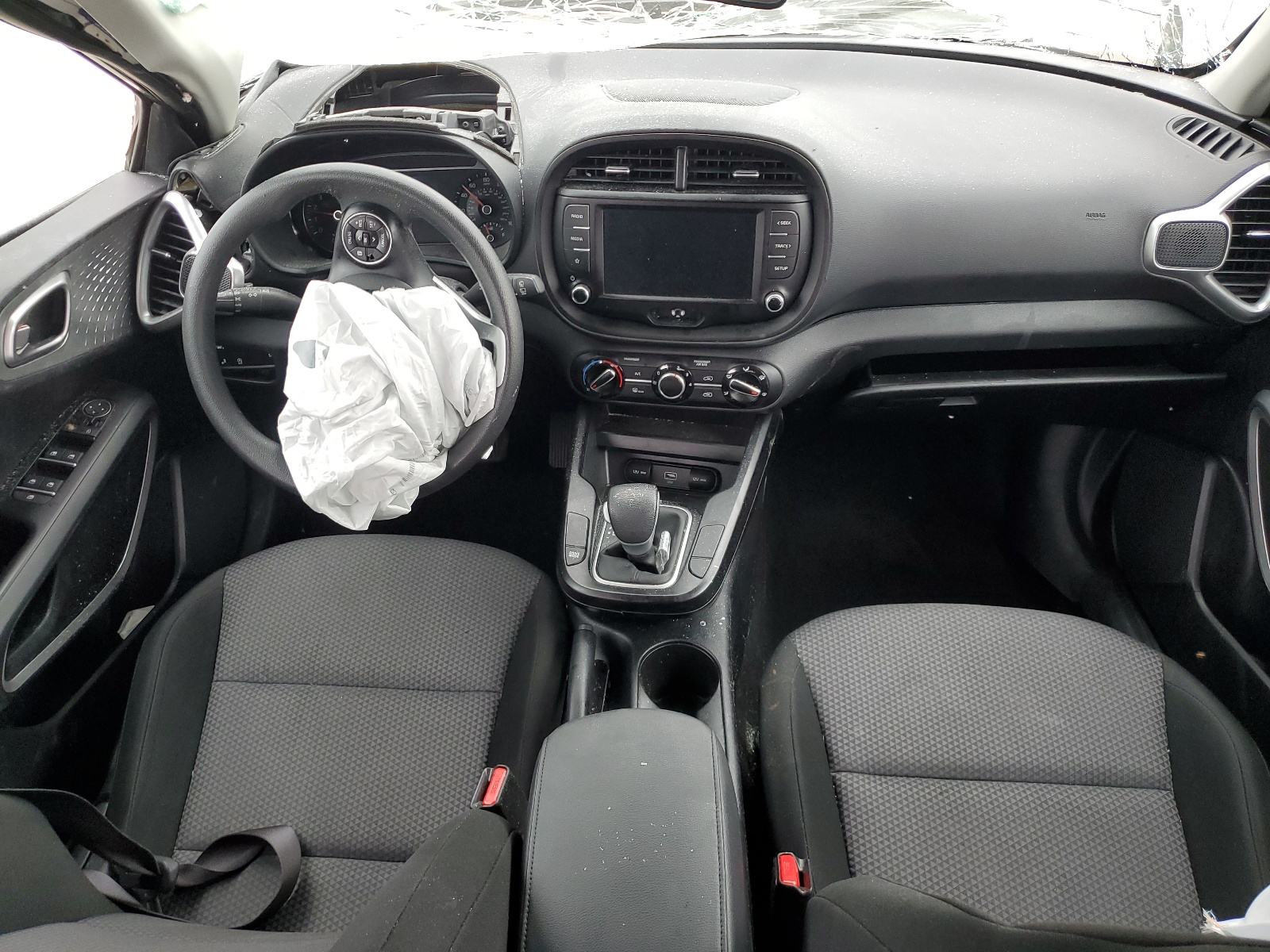 KNDJ23AU3N7827815 2022 Kia Soul Lx