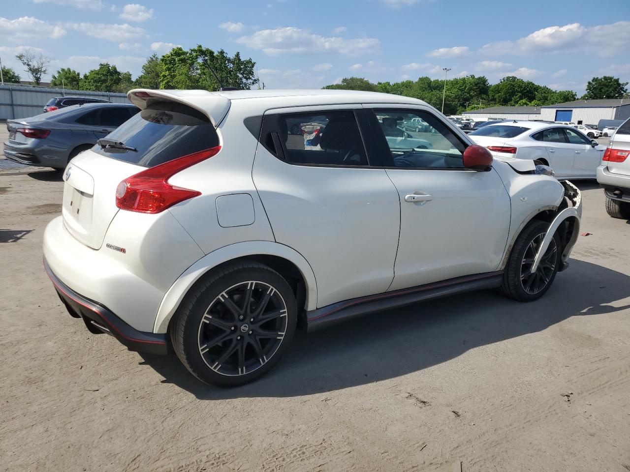 2014 Nissan Juke S VIN: JN8AF5MV2ET365733 Lot: 58937844