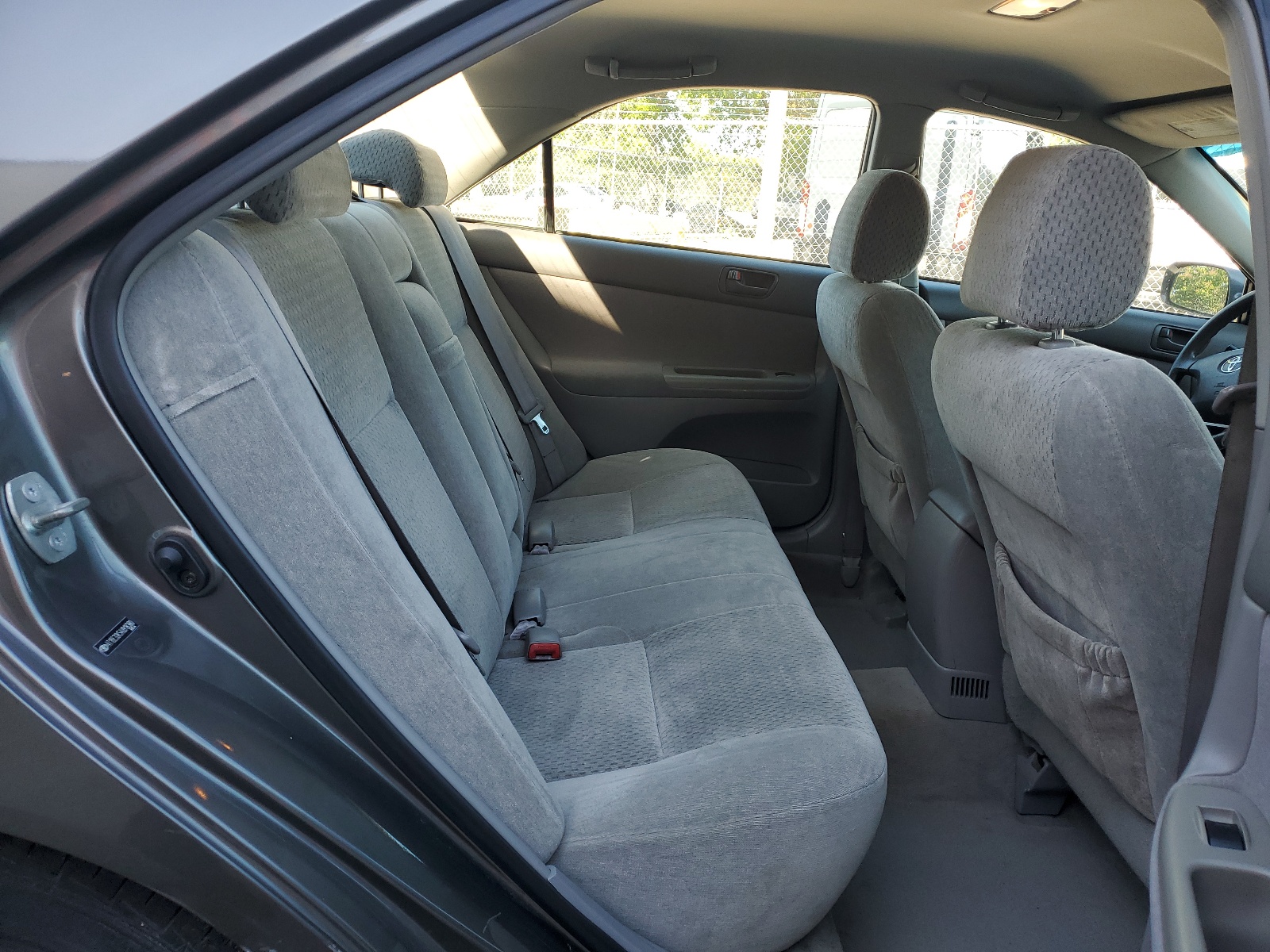 4T1BE32K54U918380 2004 Toyota Camry Le