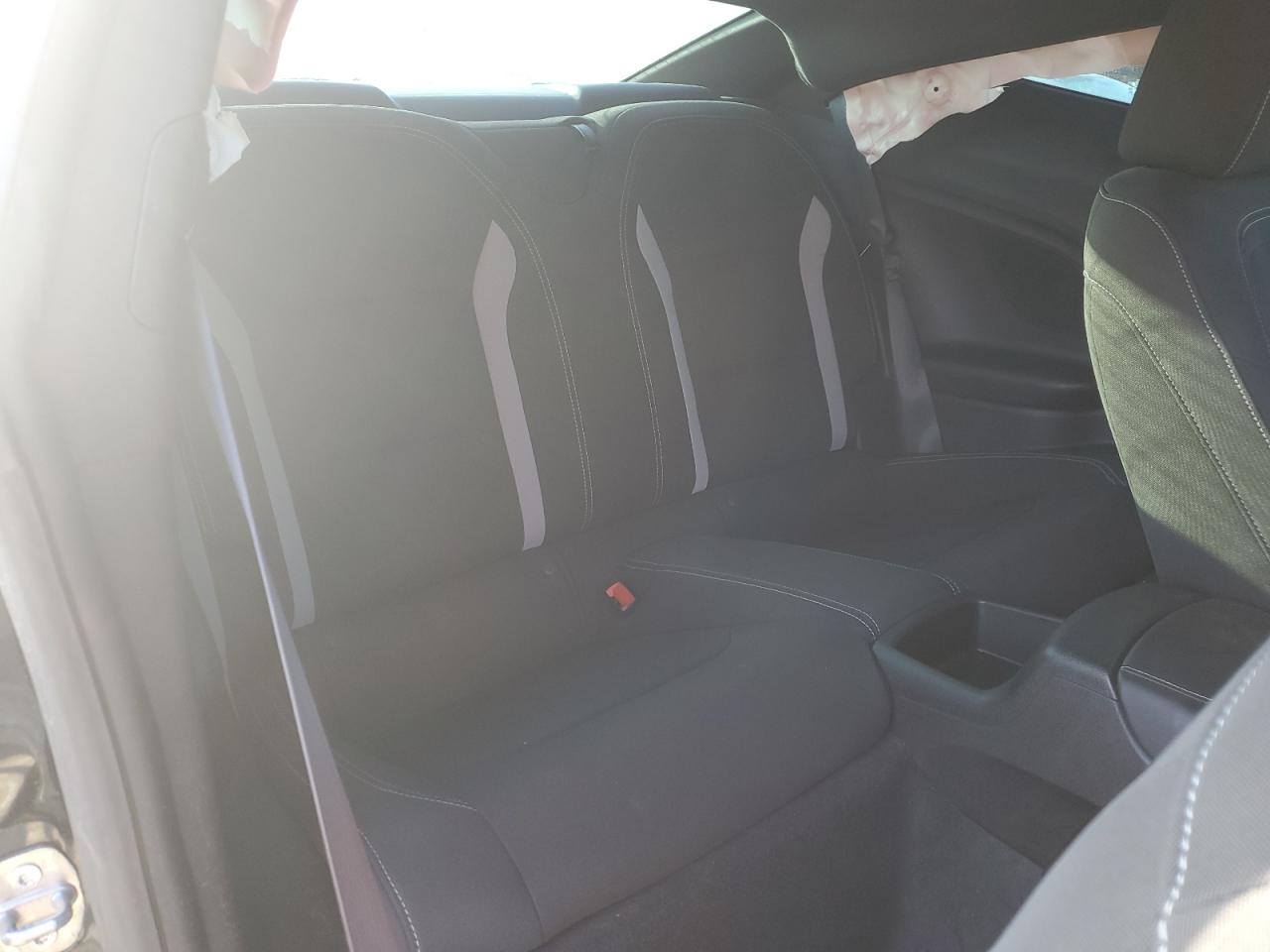 2021 Chevrolet Camaro Ls VIN: 1G1FB1RX9M0142324 Lot: 60125044