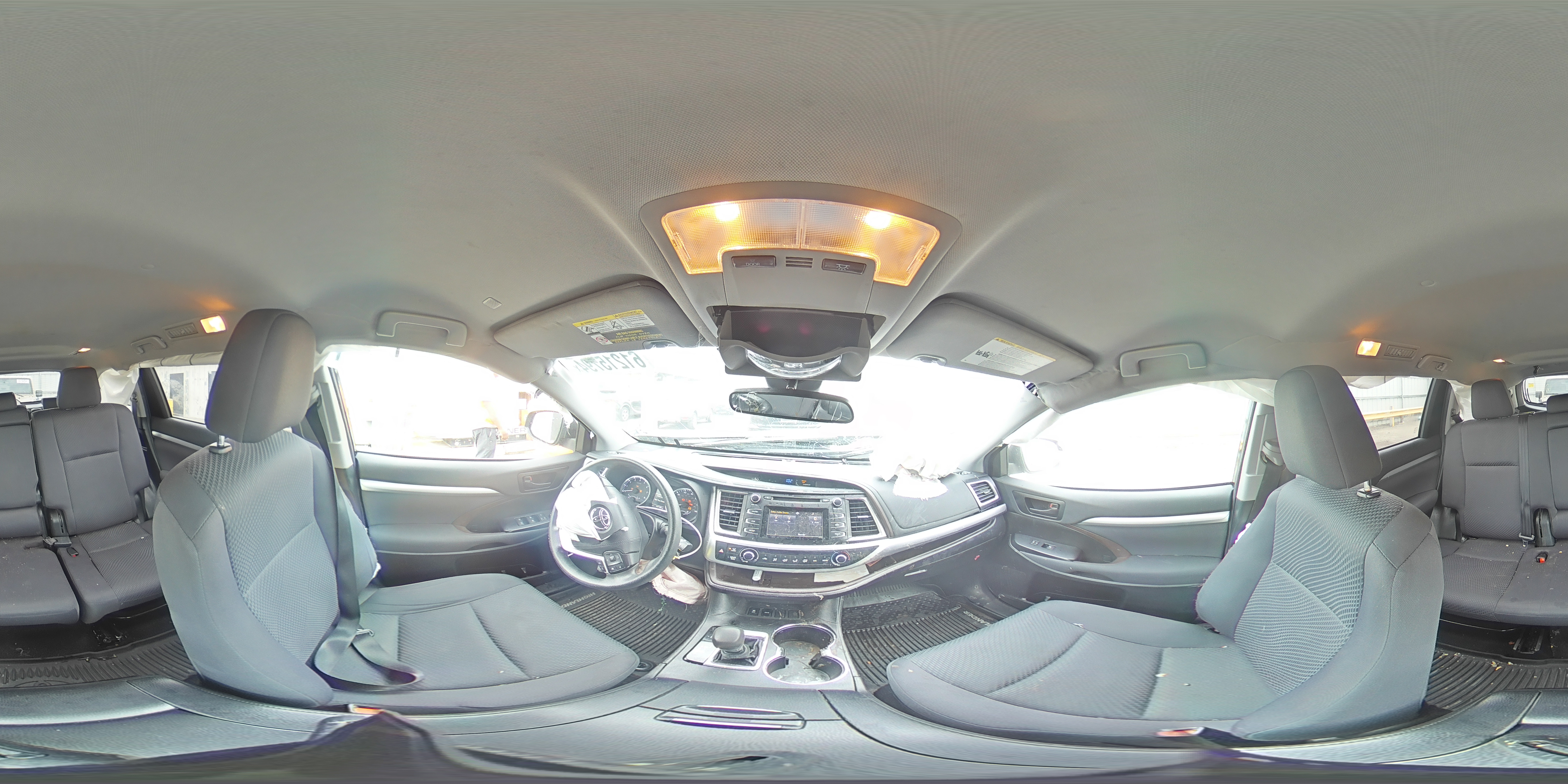 2019 Toyota Highlander Le VIN: 5TDZARFH4KS061051 Lot: 61215794