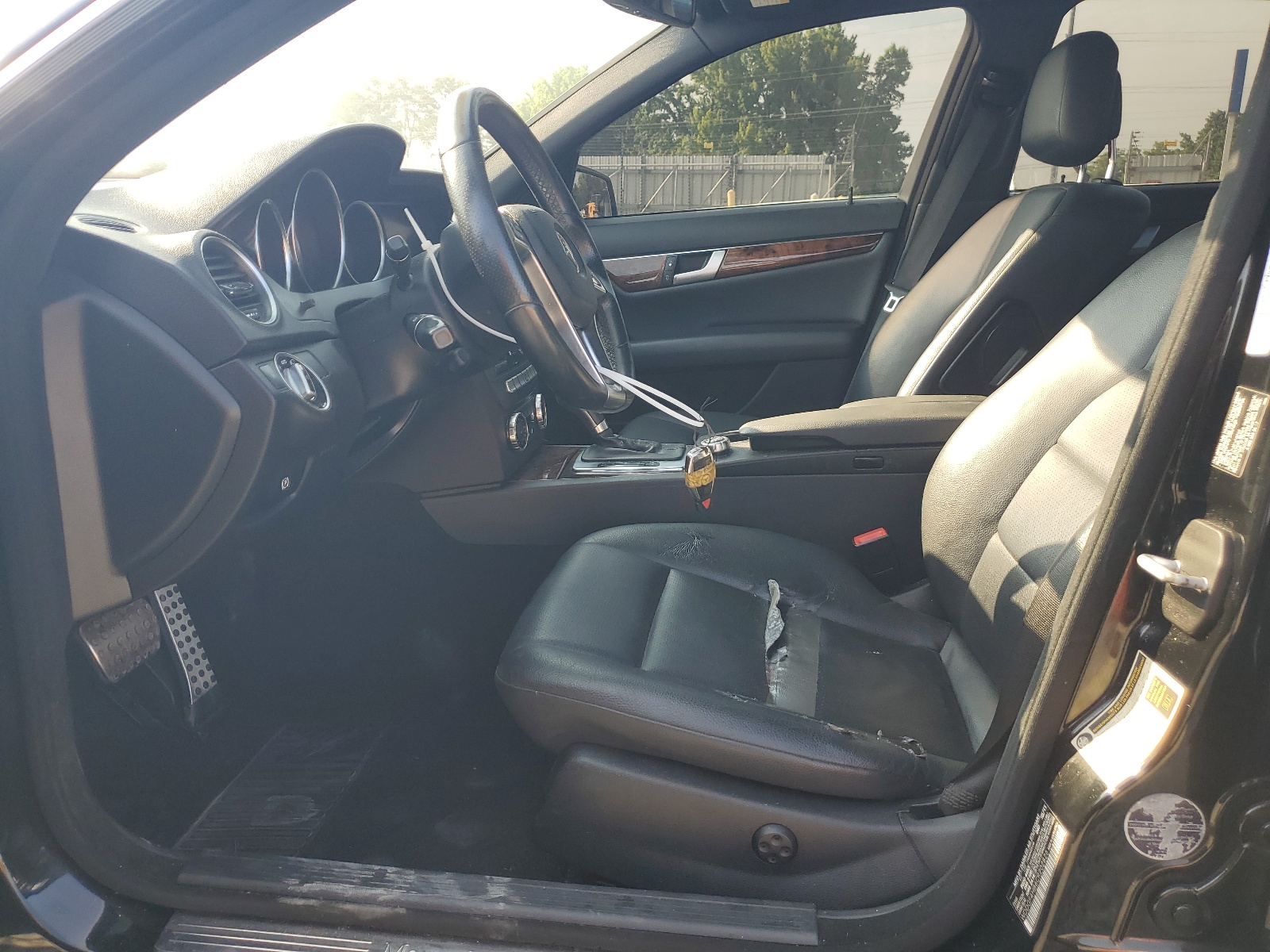 WDDGF4HB6CR202826 2012 Mercedes-Benz C 250