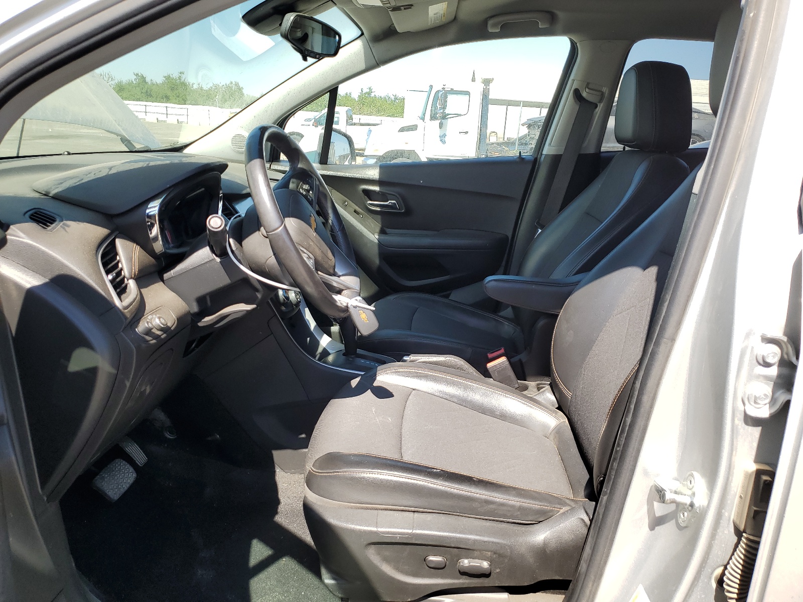 KL7CJLSB1HB223395 2017 Chevrolet Trax 1Lt