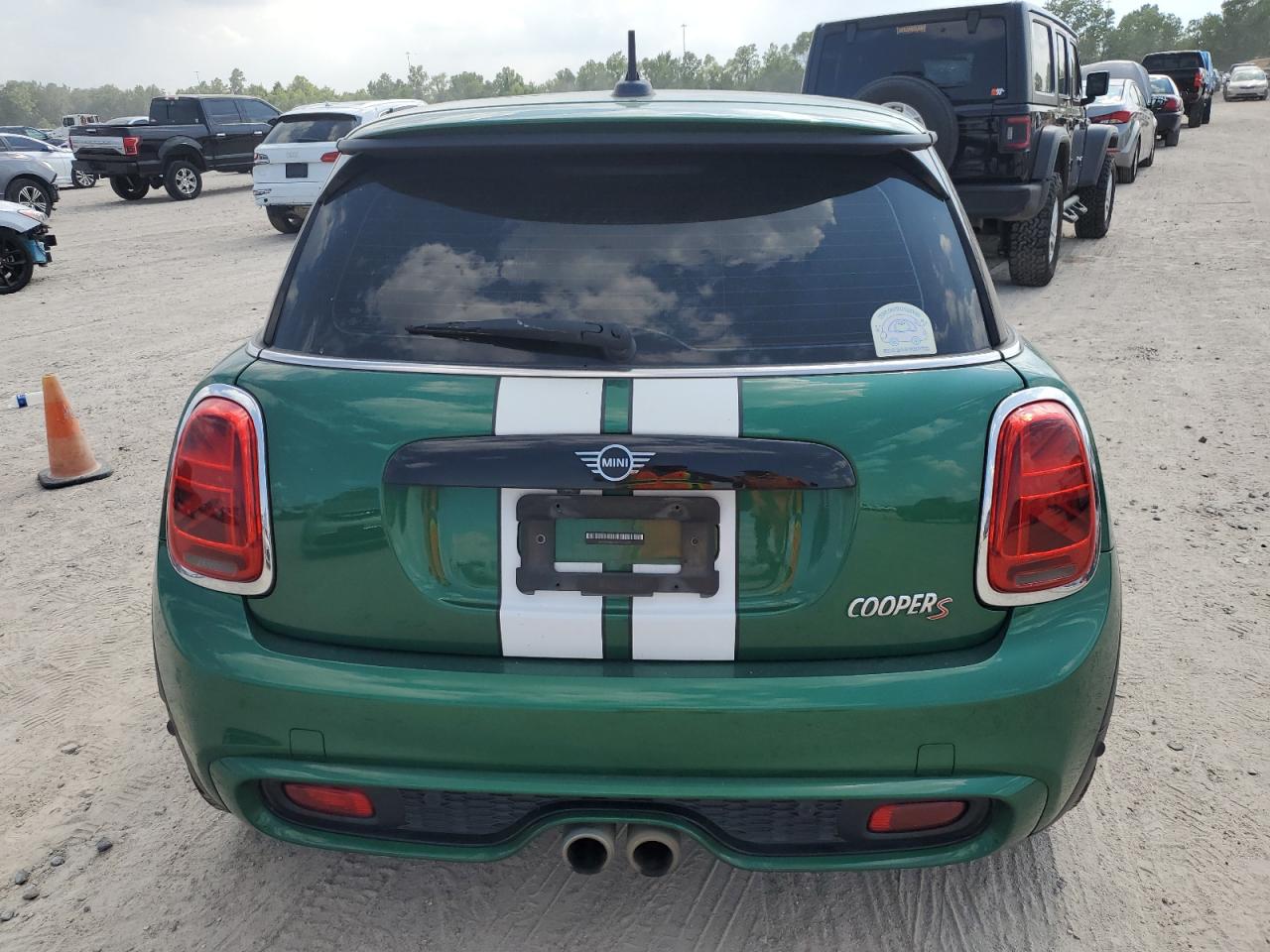 2020 Mini Cooper S VIN: WMWXR5C00L2L36931 Lot: 63902334