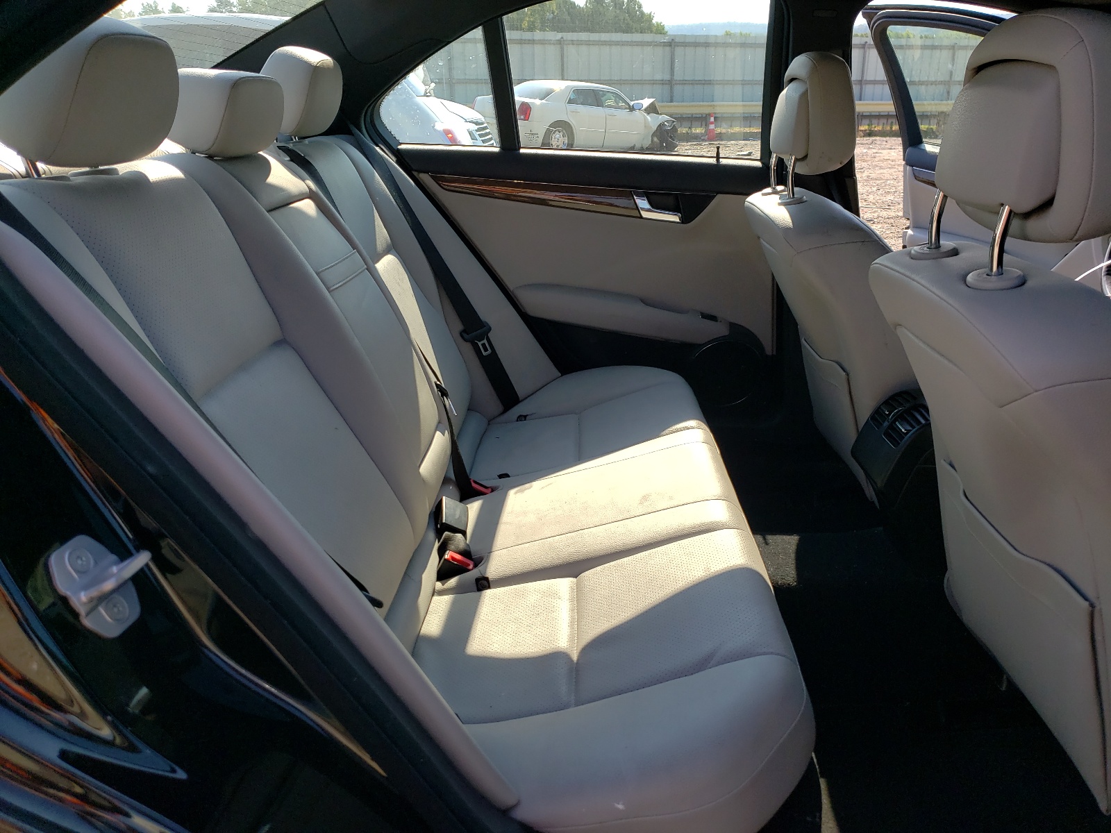 WDDGF5GB9BR136746 2011 Mercedes-Benz C 350