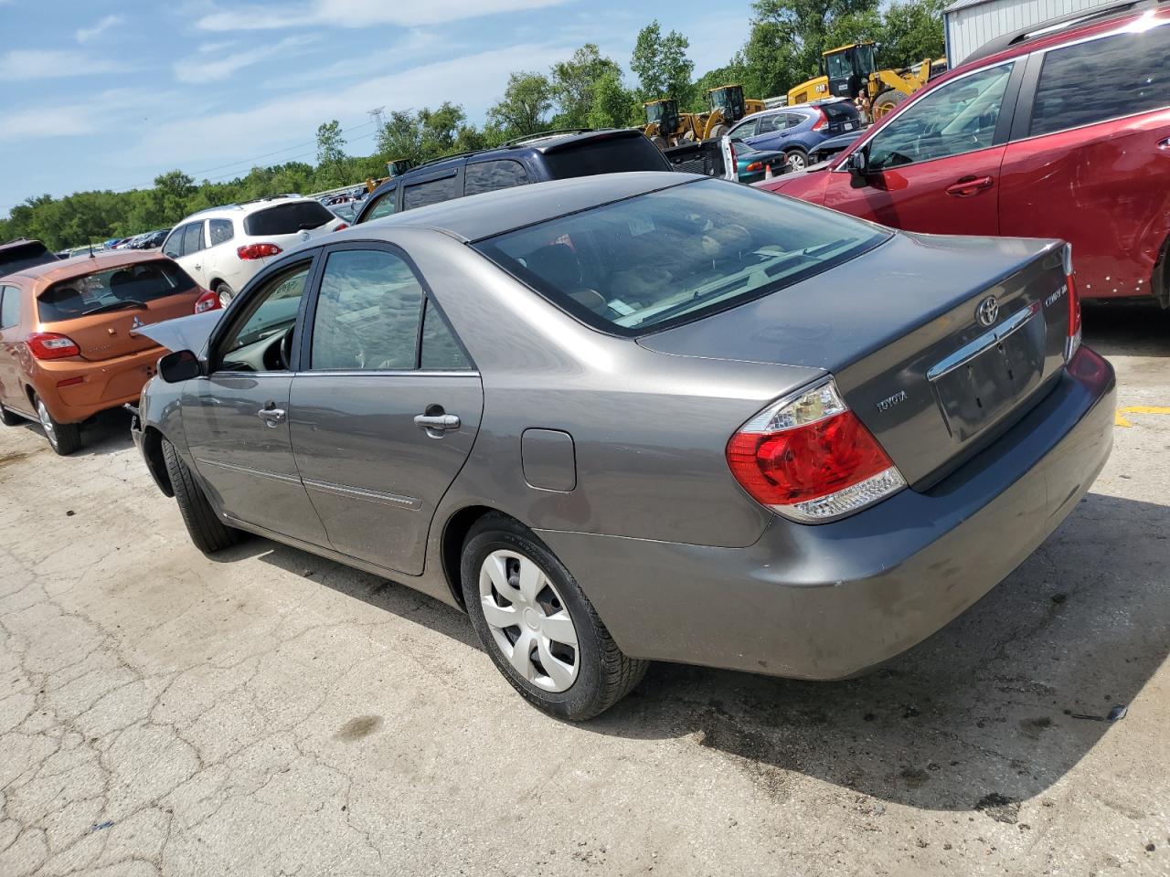 2005 Toyota Camry Le VIN: 4T1BE32K45U635194 Lot: 59918624
