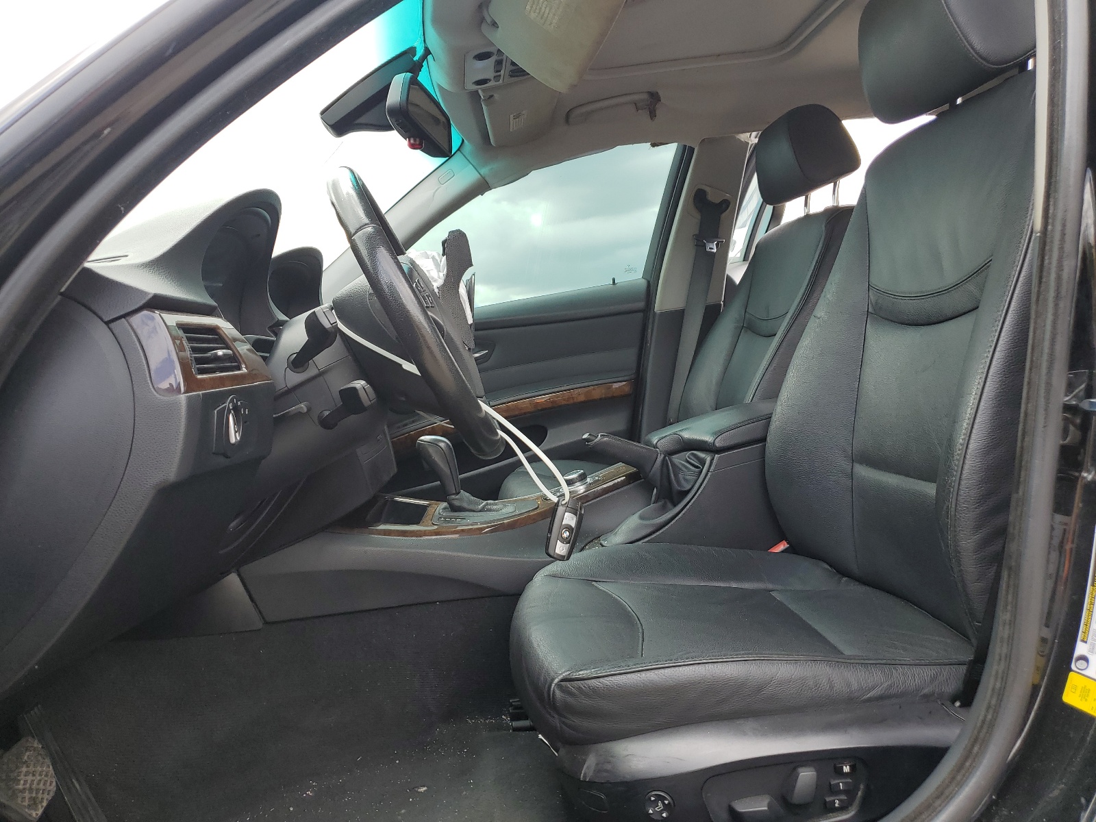 WBAPH77549NM30743 2009 BMW 328 I