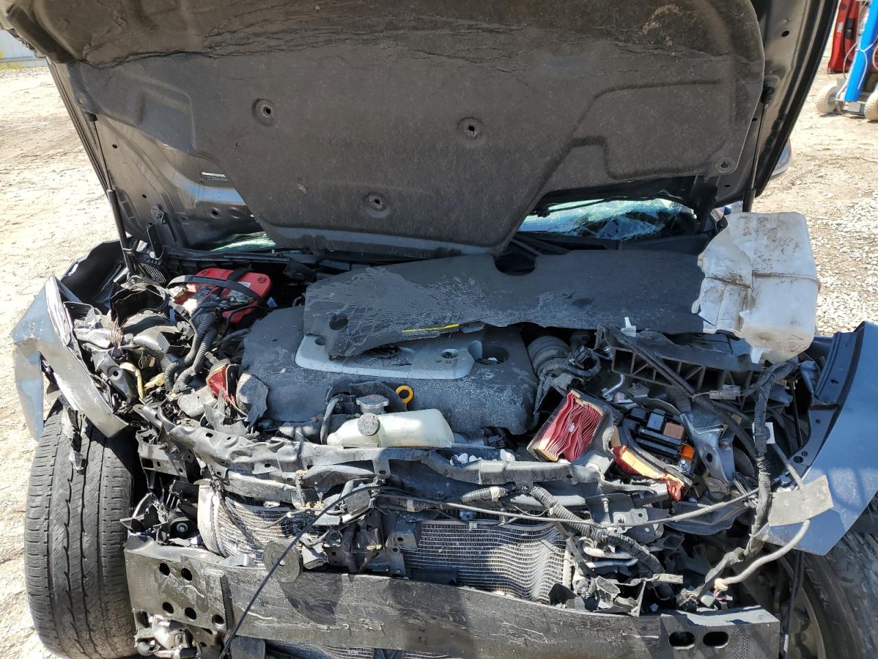 2015 Infiniti Q50 - Image 11